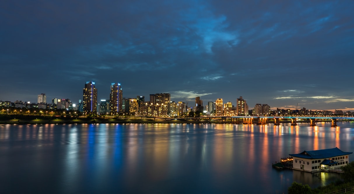 QS 2022全球最佳留学城市排名中，韩国首尔与日本东京并列第三。 （Ethan Brooke/Unsplash）
