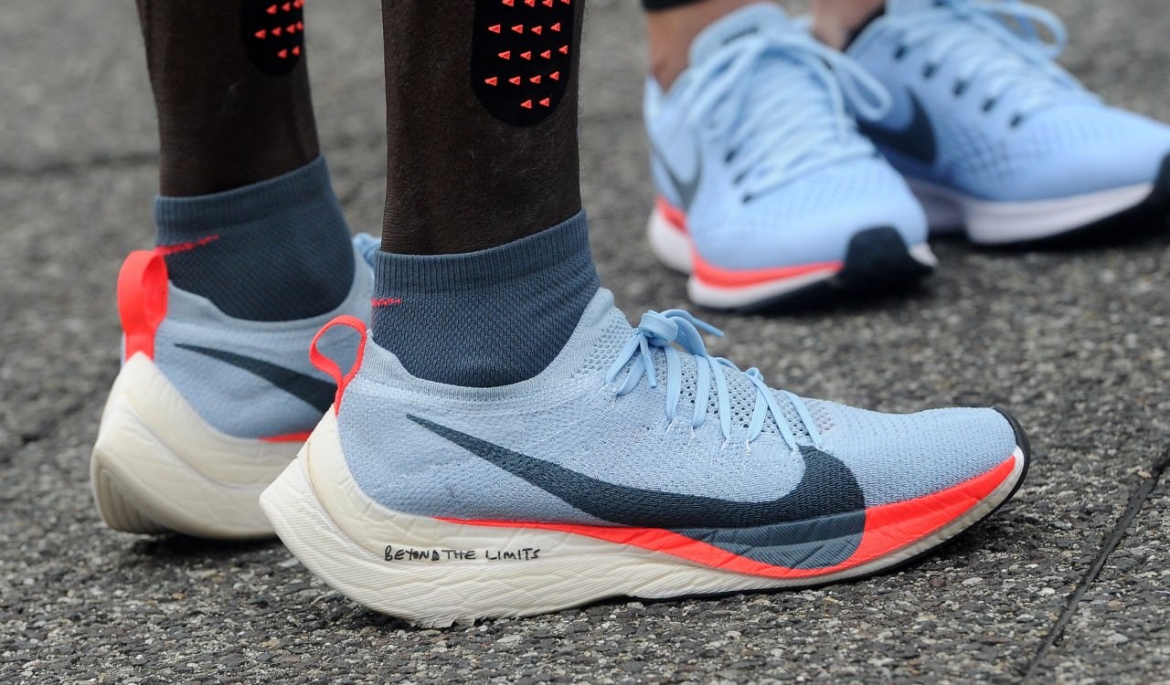 nike zoom vaporfly elite 4