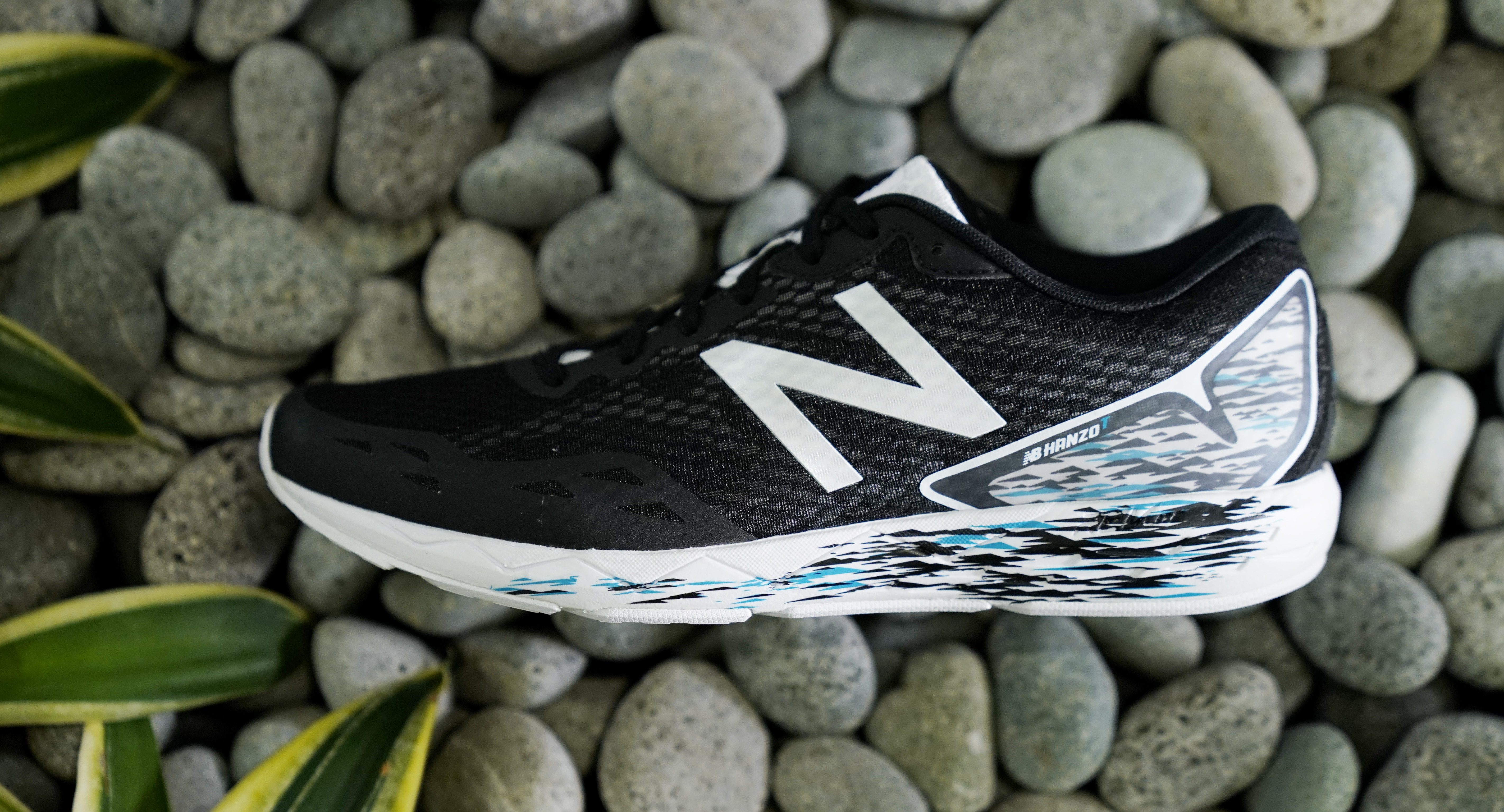 New balance hanzo on sale t