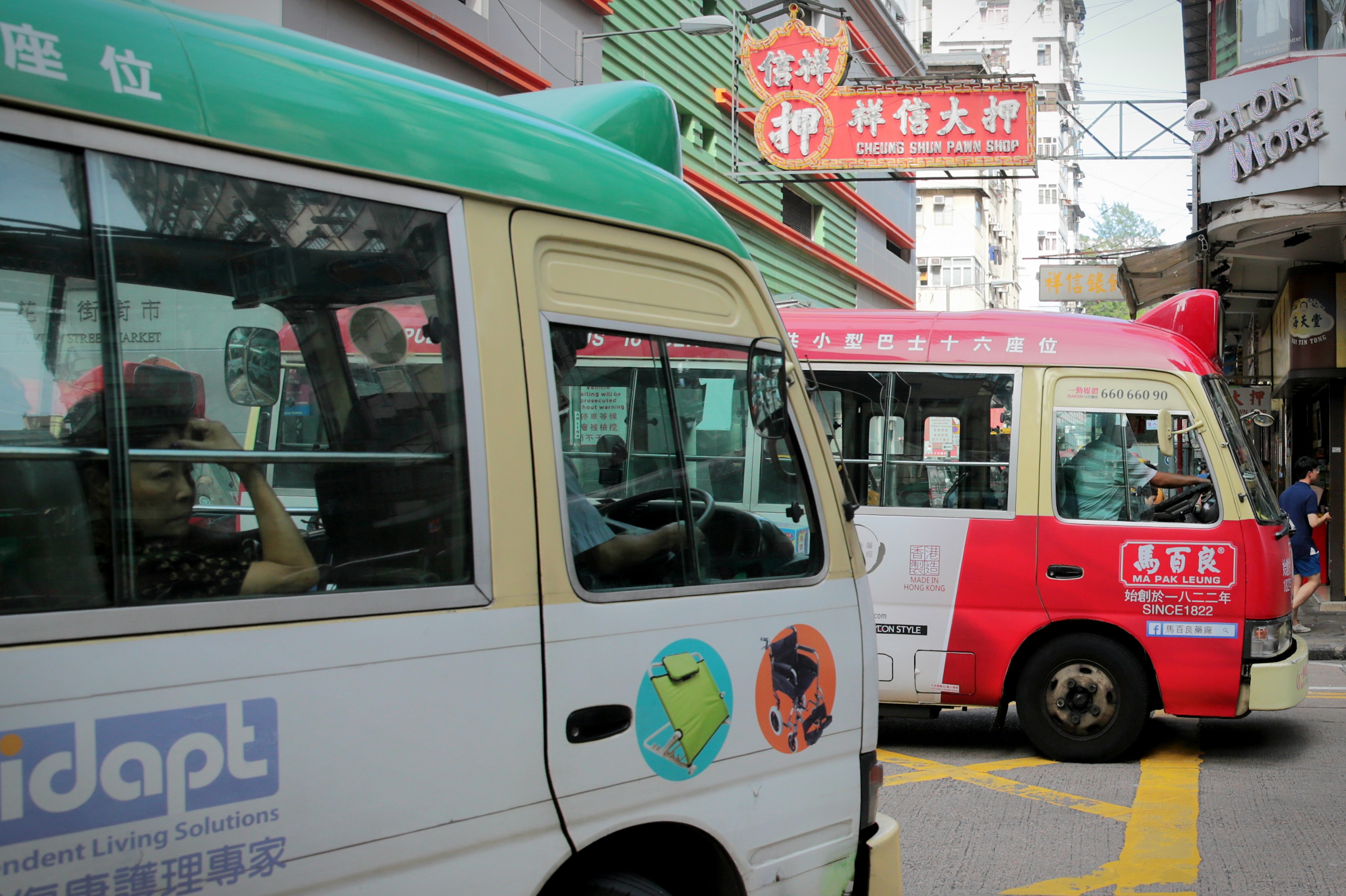 【交通津貼】紅Van業界讚擴大計劃令乘客升　料多數司機願受監管