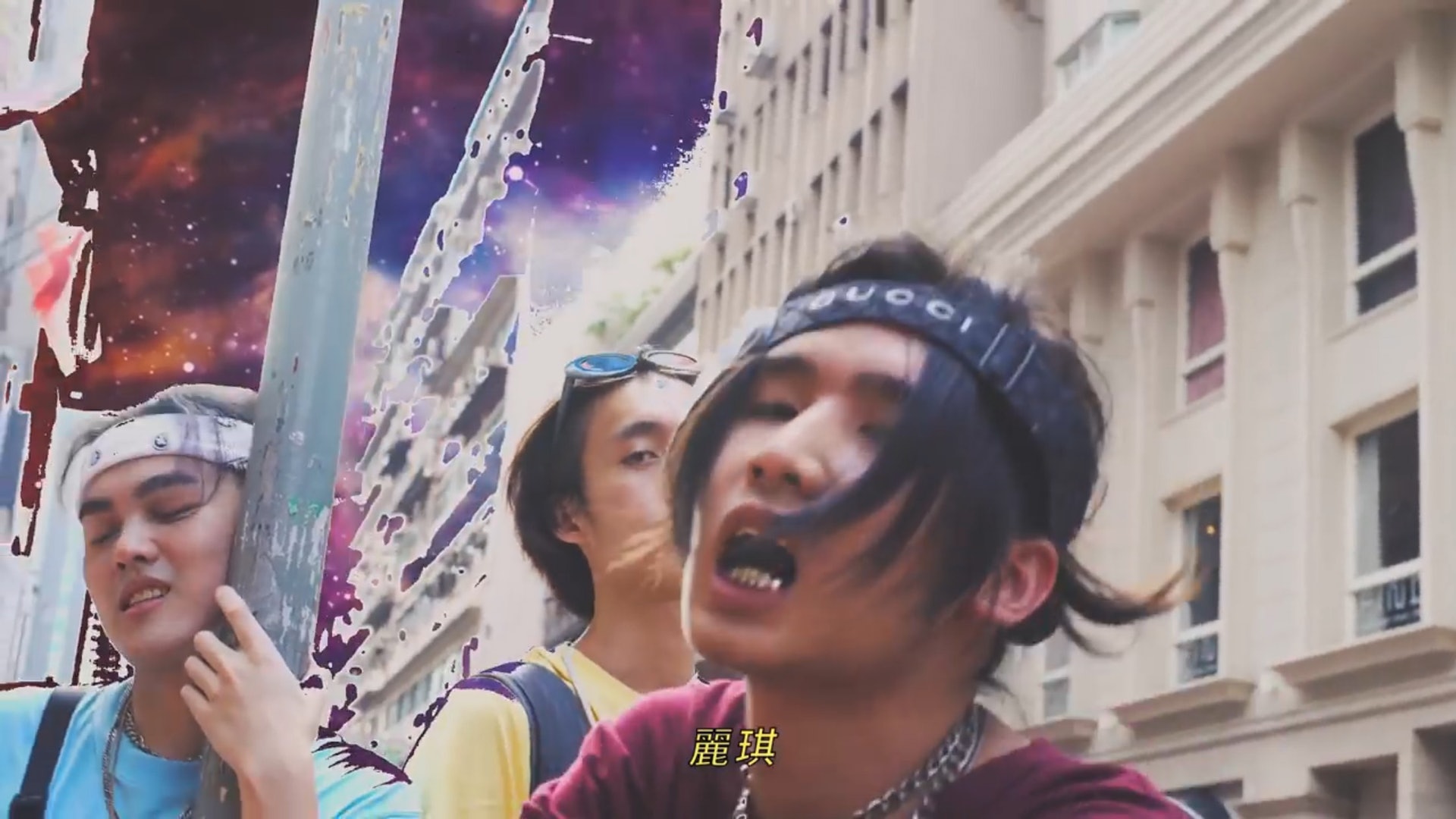 憑藉著與香港citygirl——FOTANLAIKI 火炭麗琪的合作,YoungQueenz這個名字又一次回到泛亞洲地區流行文化的風口浪尖。(火炭麗琪 MV 擷圖) 憑藉著與香港citygirl——FOTANLAIKI 火炭麗琪的合作,YoungQueenz這個名字又一次回到泛亞洲地區流行文化的風口浪尖。(火炭麗琪 MV 擷圖)