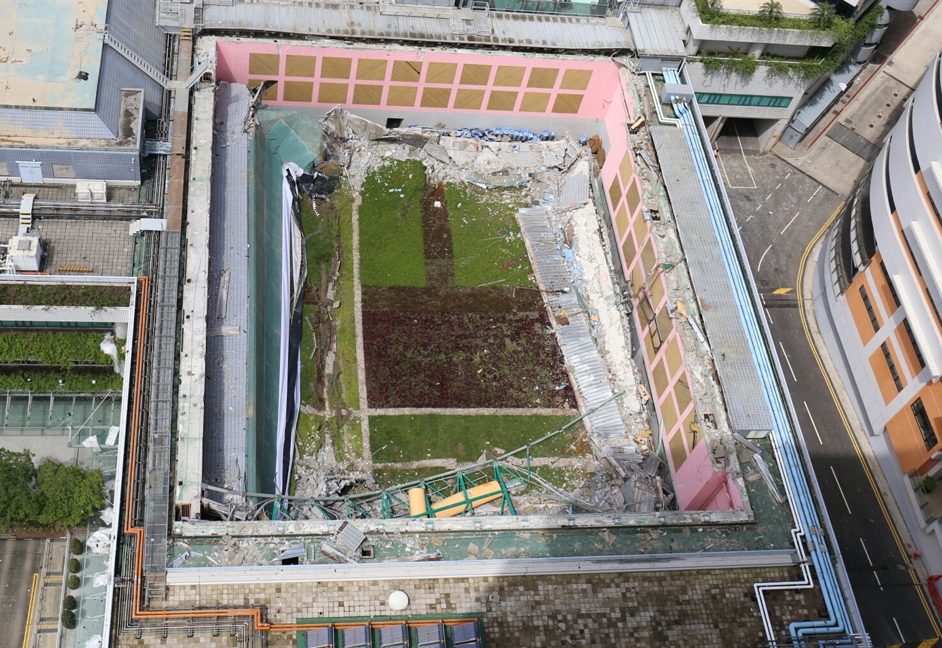 城大塌天花事件發生一周,調查委員會今舉行第3次會議。(資料圖片) 城大塌天花事件發生一周,調查委員會今舉行第3次會議。(資料圖片)