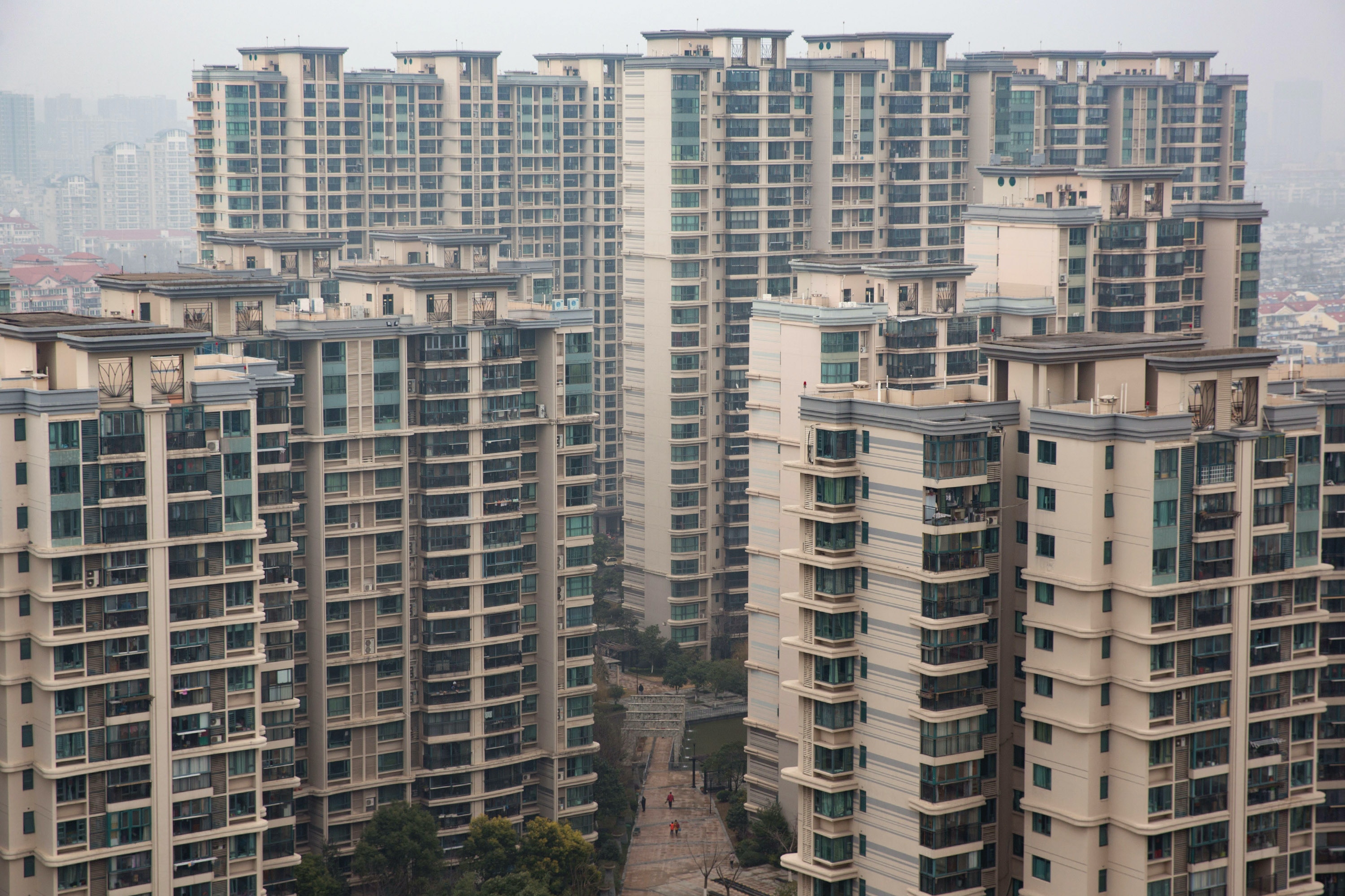 佳兆業遭穆迪下調評級至Ca 標普降其至CCC- 因流動性風險加劇