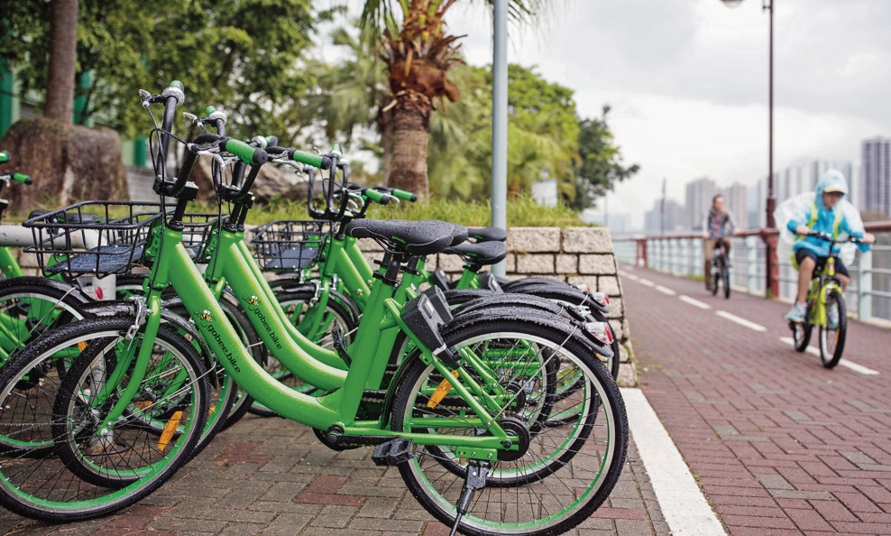 在投資推廣署牽線下，2017年4月香港引入首批共享單車Gobee.bike。（資料圖片／盧翊銘攝）