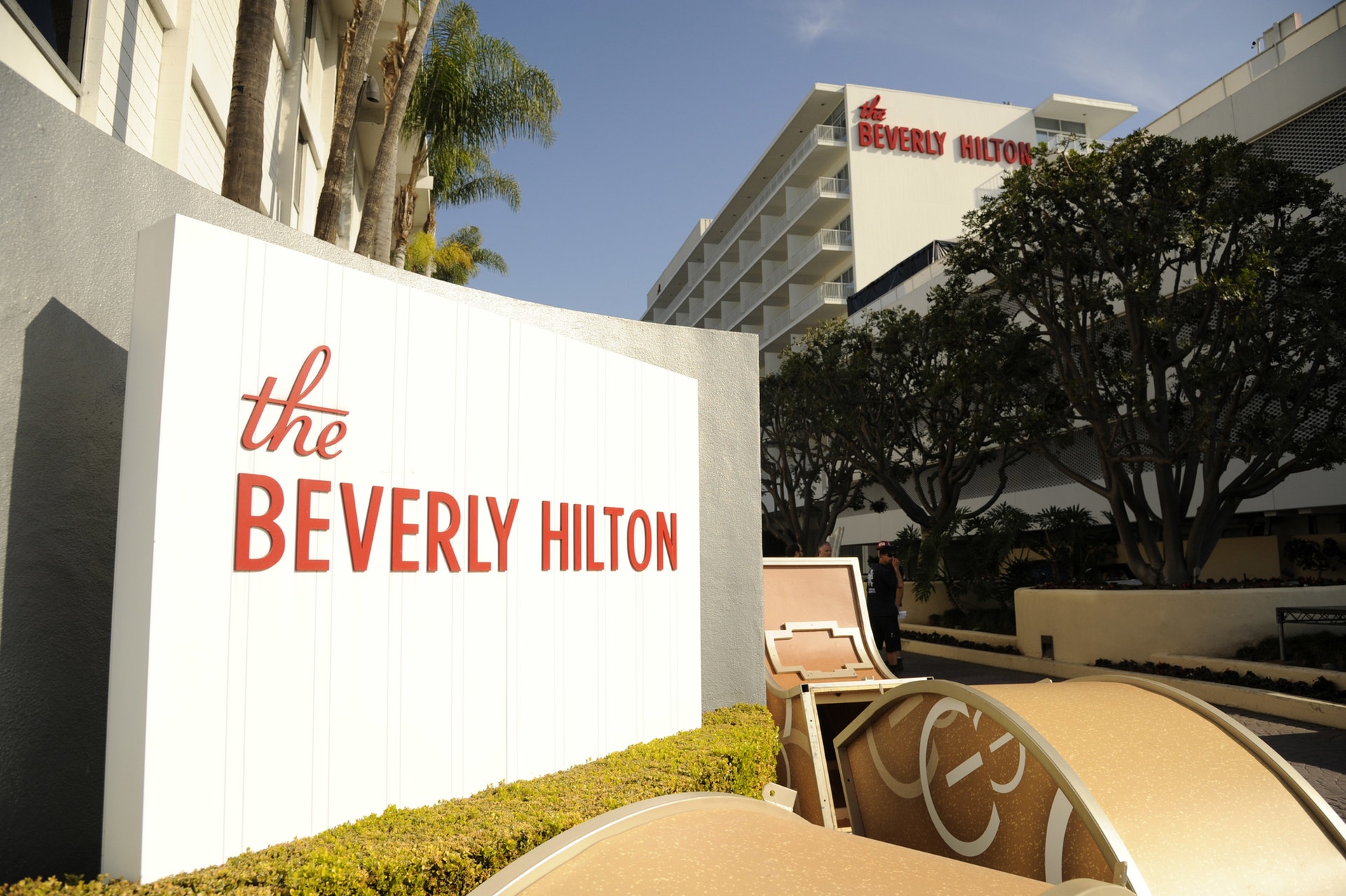 美國周日(1月7日)於加州洛杉磯貝弗利山莊(Beverly Hills)的希爾頓酒店舉行金球獎(Golden Globe Awards)頒獎典禮。雖不及奧斯卡金像獎的名氣,但金球獎亦屬電影業界的一項超高殊榮獎項。(美聯社) 美國周日(1月7日)於加州洛杉磯貝弗利山莊(Beverly Hills)的希爾頓酒店舉行金球獎(Golden Globe Awards)頒獎典禮。雖不及奧斯卡金像獎的名氣,但金球獎亦屬電影業界的一項超高殊榮獎項。(美聯社)