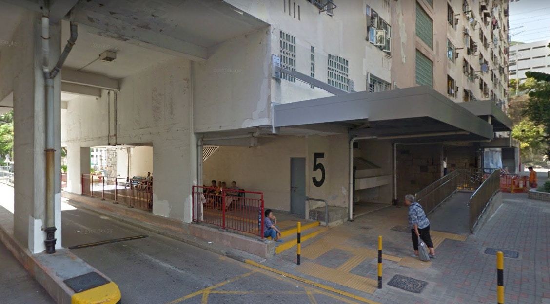 賢仔被斬案，事發於梨木樹邨5座。（網上截圖）