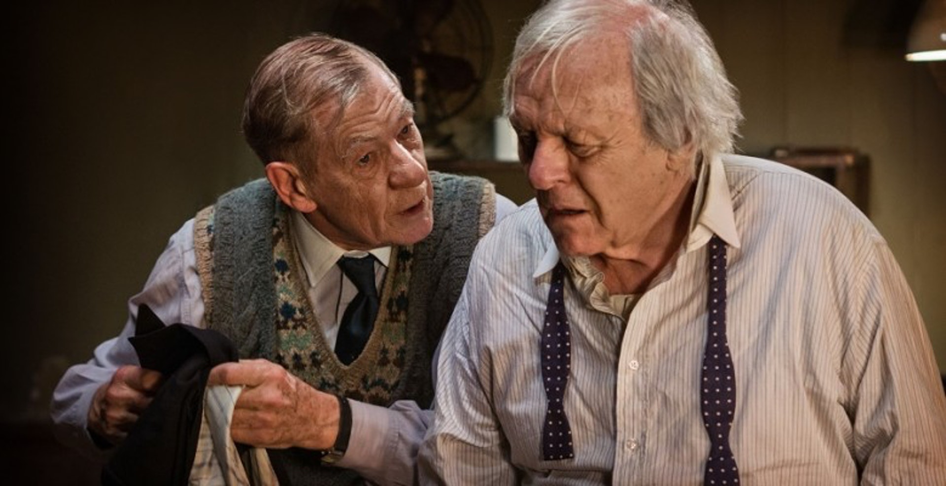 英國老牌影星伊恩麥基倫(Ian McKellen)和安東尼鶴健士(Anthony Hopkins)都因傑出的演藝成就獲受封爵位。(網上圖片) 英國老牌影星伊恩麥基倫(Ian McKellen)和安東尼鶴健士(Anthony Hopkins)都因傑出的演藝成就獲受封爵位。(網上圖片)