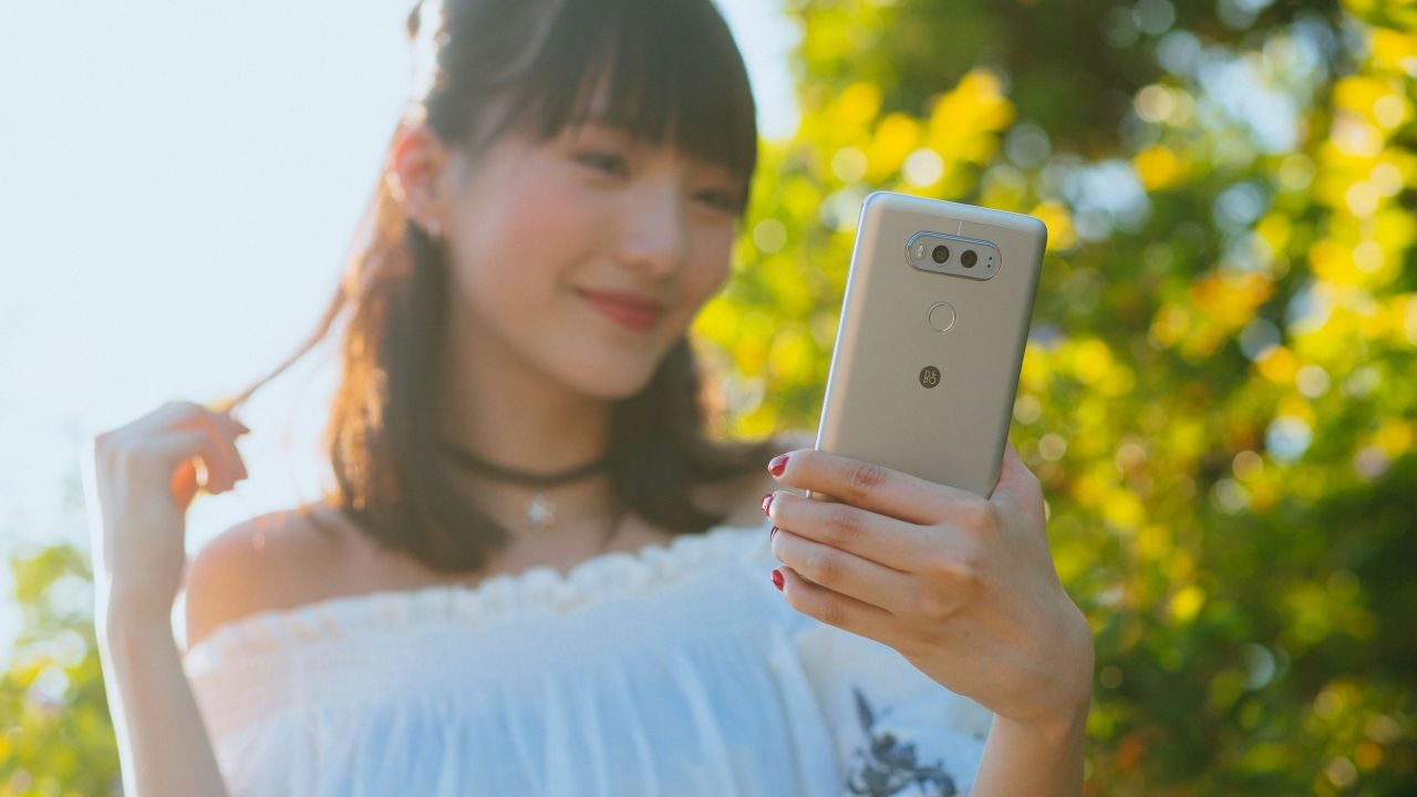LG G7渲染圖首度曝光!屏佔比比上代更高 LG G7渲染圖首度曝光!屏佔比比上代更高