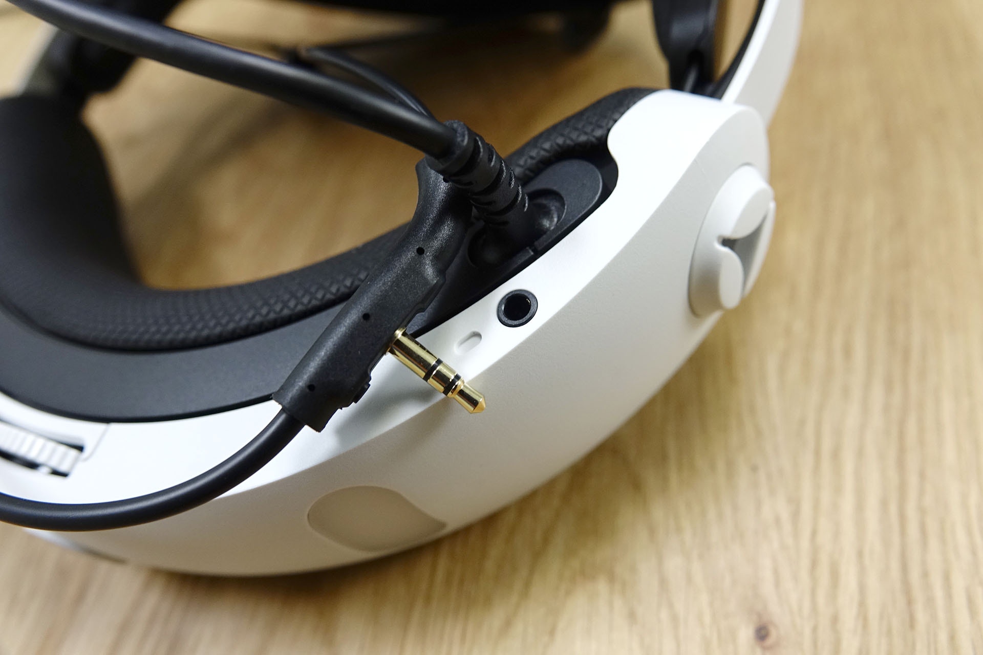 新版PlayStation VR入手開箱！舊版型號圖文比較