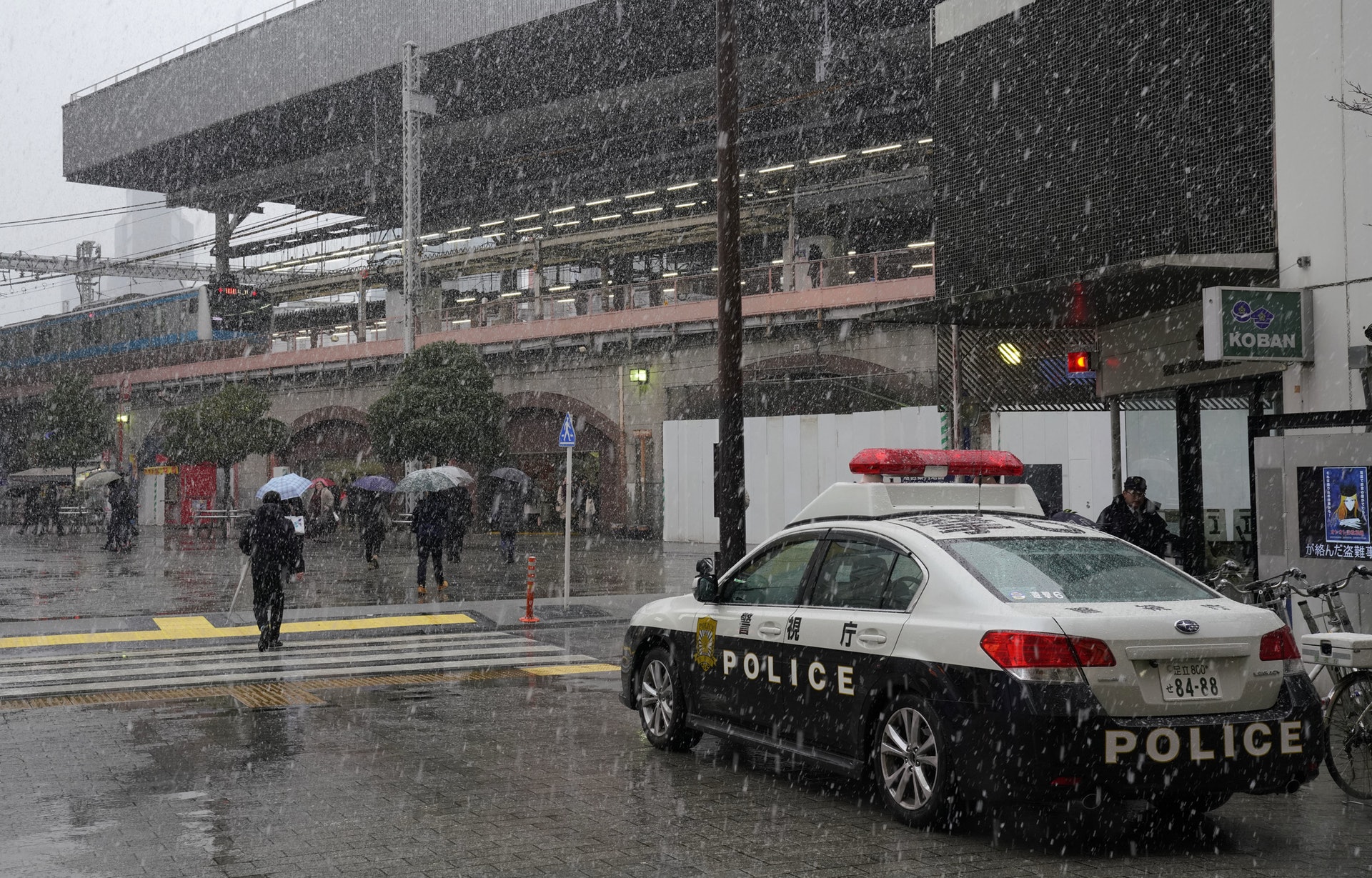 日本東京落大雪鐵路交通受阻逾200內陸客機航班延誤或取消 香港01 即時國際