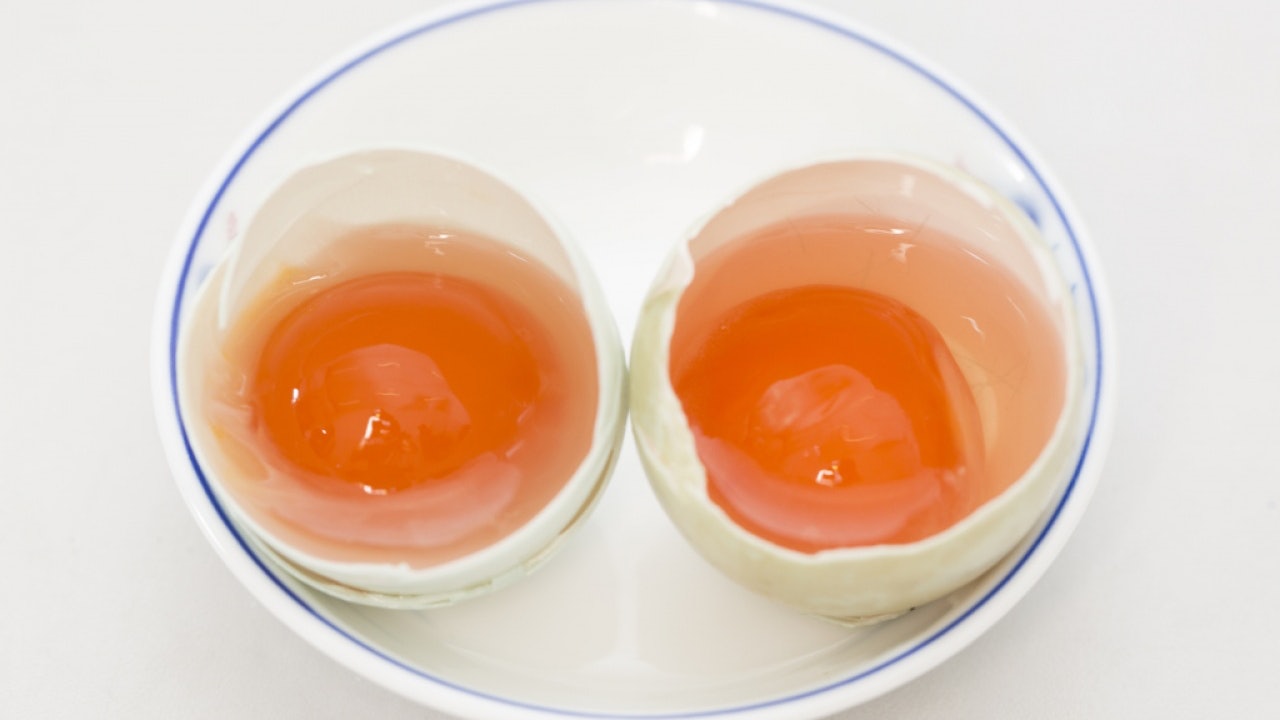 食安驗出泰國盒裝鹹蛋樣本 鈉含量與營養標籤相差近3倍 食安驗出泰國盒裝鹹蛋樣本 鈉含量與營養標籤相差近3倍