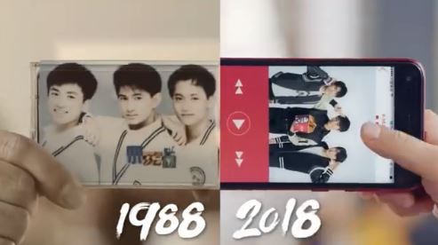 兩個時代兩個青春，令不少人十分感動。（網上圖片）