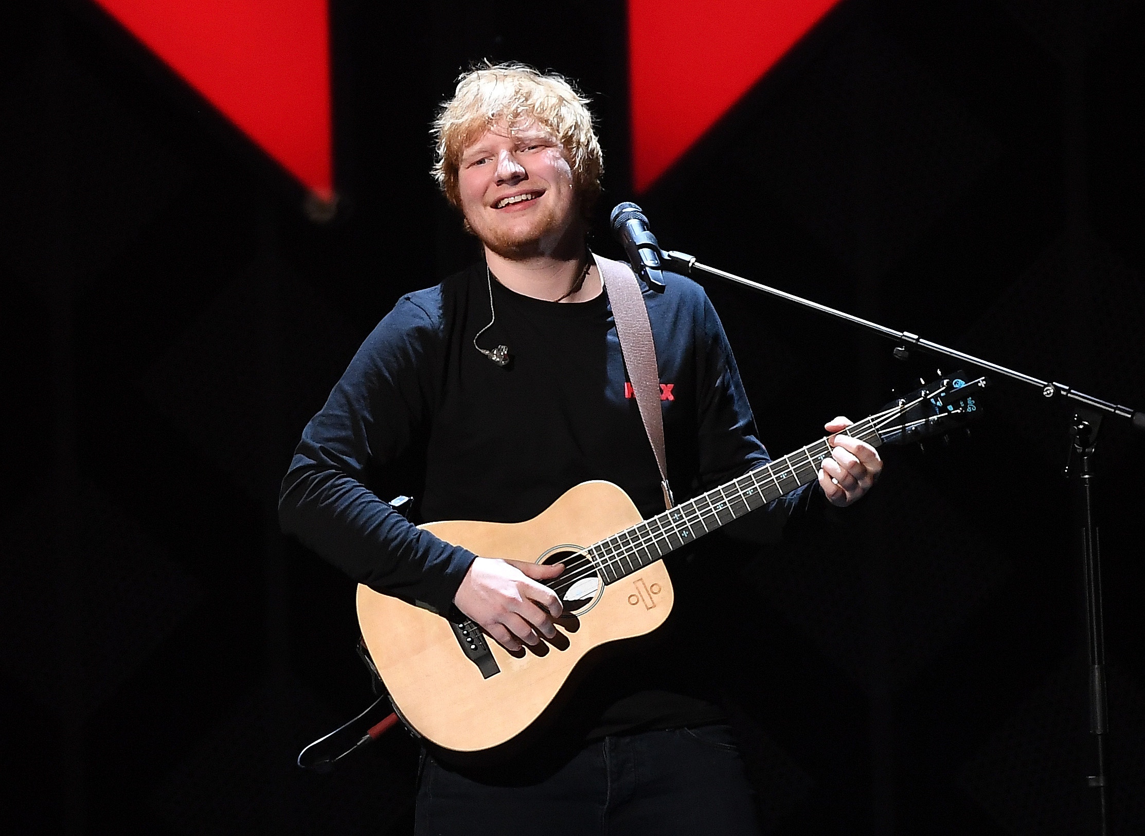 有指Ed Sheeran憑《Shape Of You》及《Perfect》向未婚妻表愛意。(視覺中國圖片)