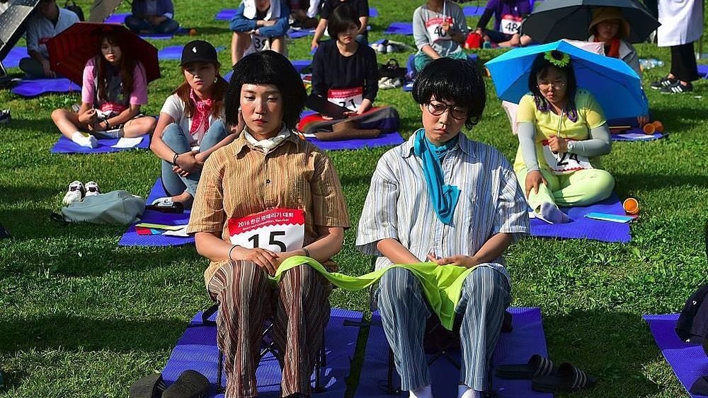 【中環海濱】「發呆比賽」3月抵香港!必修90分鐘「放空」技巧! 【中環海濱】「發呆比賽」3月抵香港!必修90分鐘「放空」技巧!