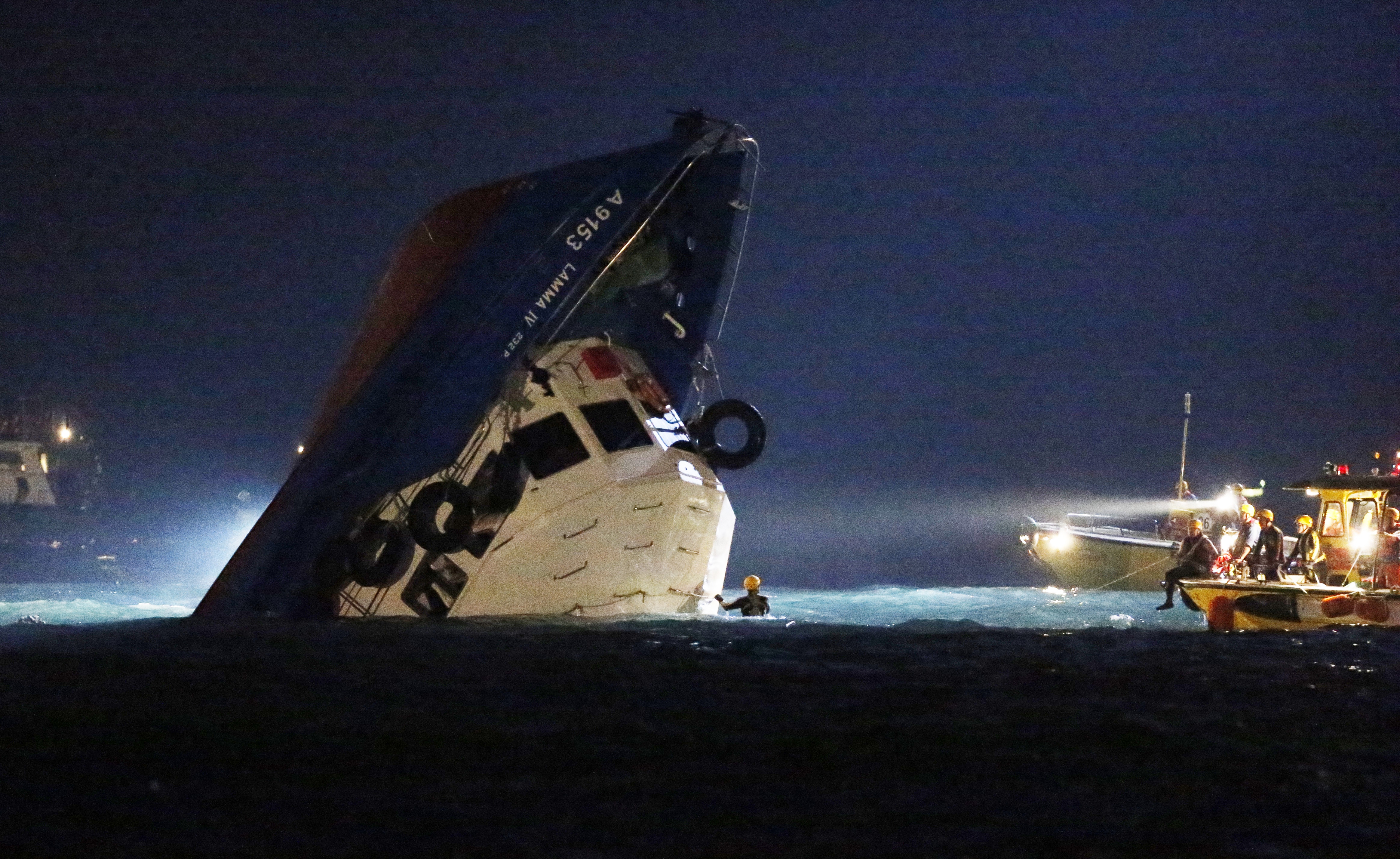 Lamma Shipwreck Zhang Xinyu The Government Must Be Frank And Point 