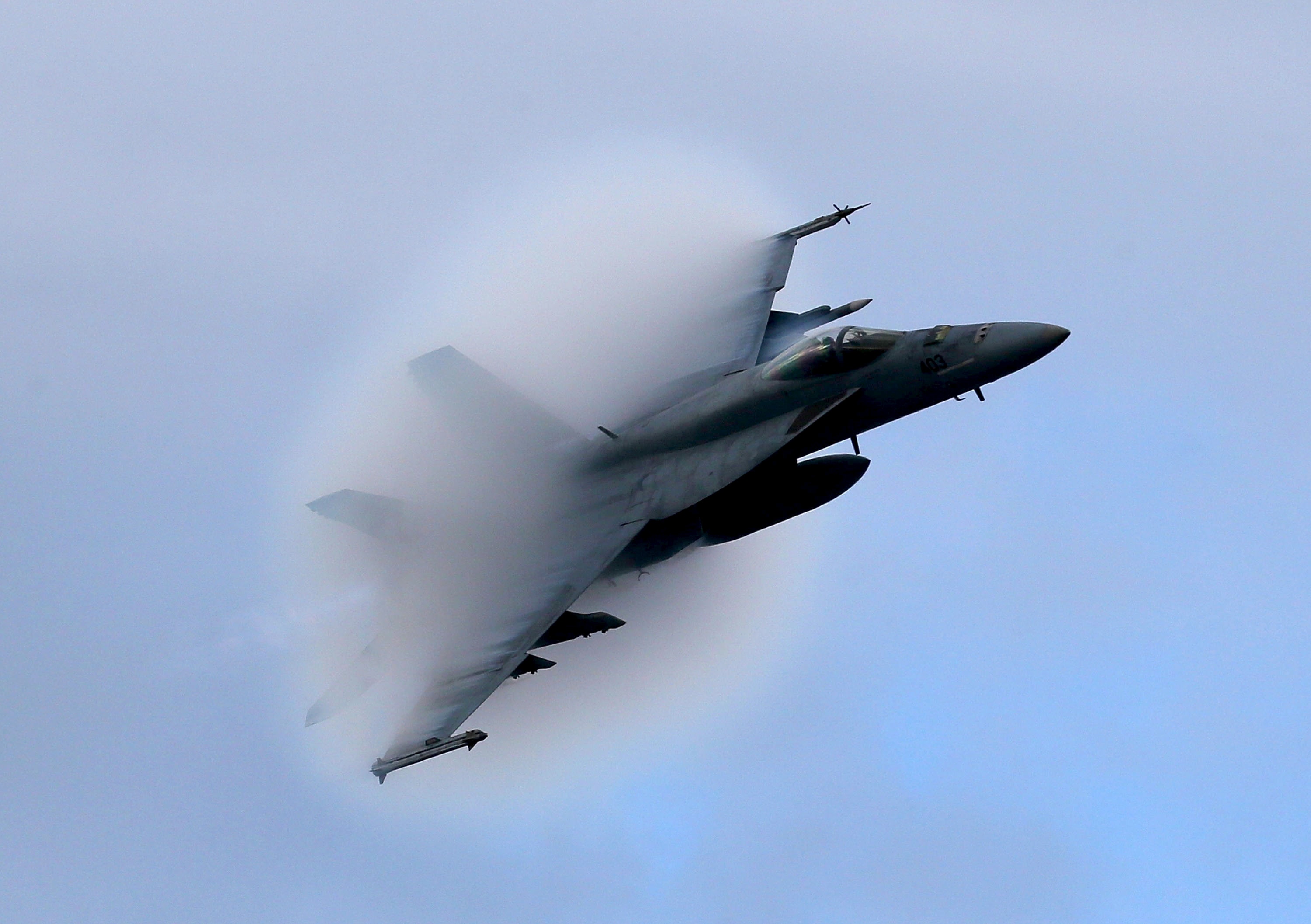 台媒報道，台灣空軍打算向美國採購F-15或F-18戰機。（路透社）