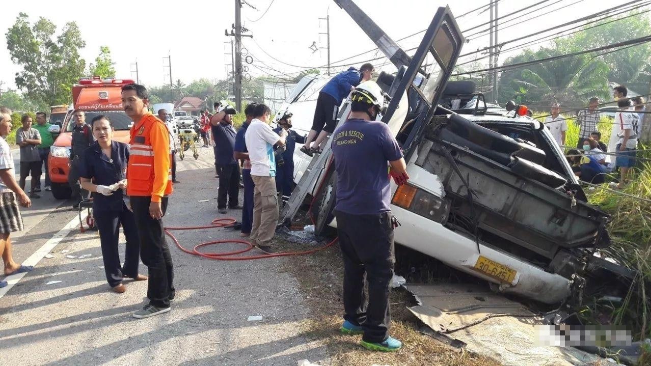 泰國車禍17名受傷中國遊客傷勢穩定 入境處:未接獲港人求助 泰國車禍17名受傷中國遊客傷勢穩定 入境處:未接獲港人求助