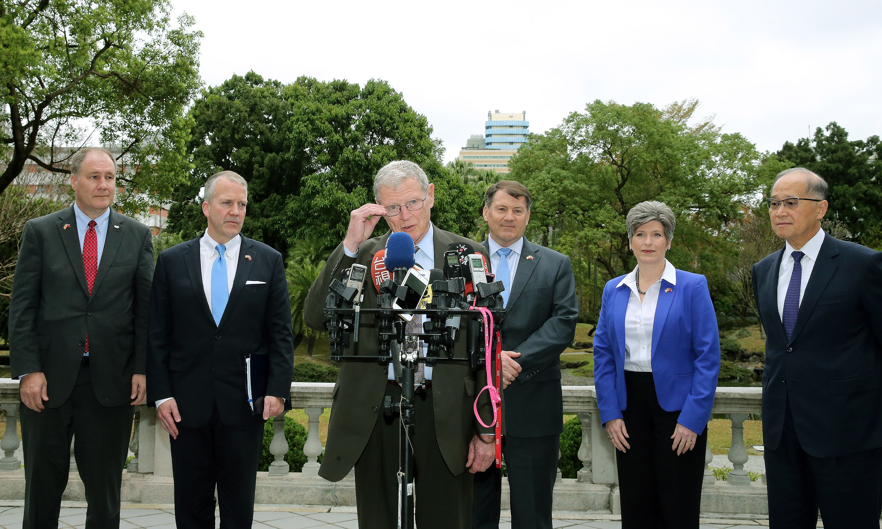 美參議員英霍夫訪台蔡英文接見：感謝長期支持台灣