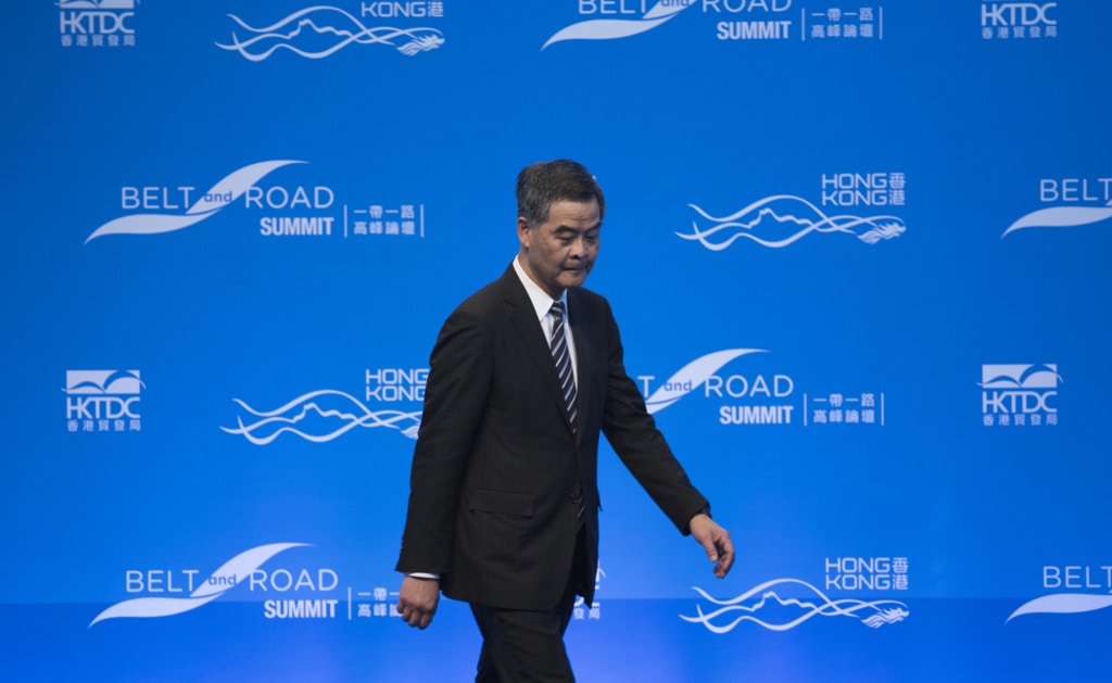 行政長官梁振英於《施政報告》中推出10億元「一帶一路」獎學金，但今屆立法會會期已近尾聲，能否完成審批工作，仍屬未知之數。（資料圖片）