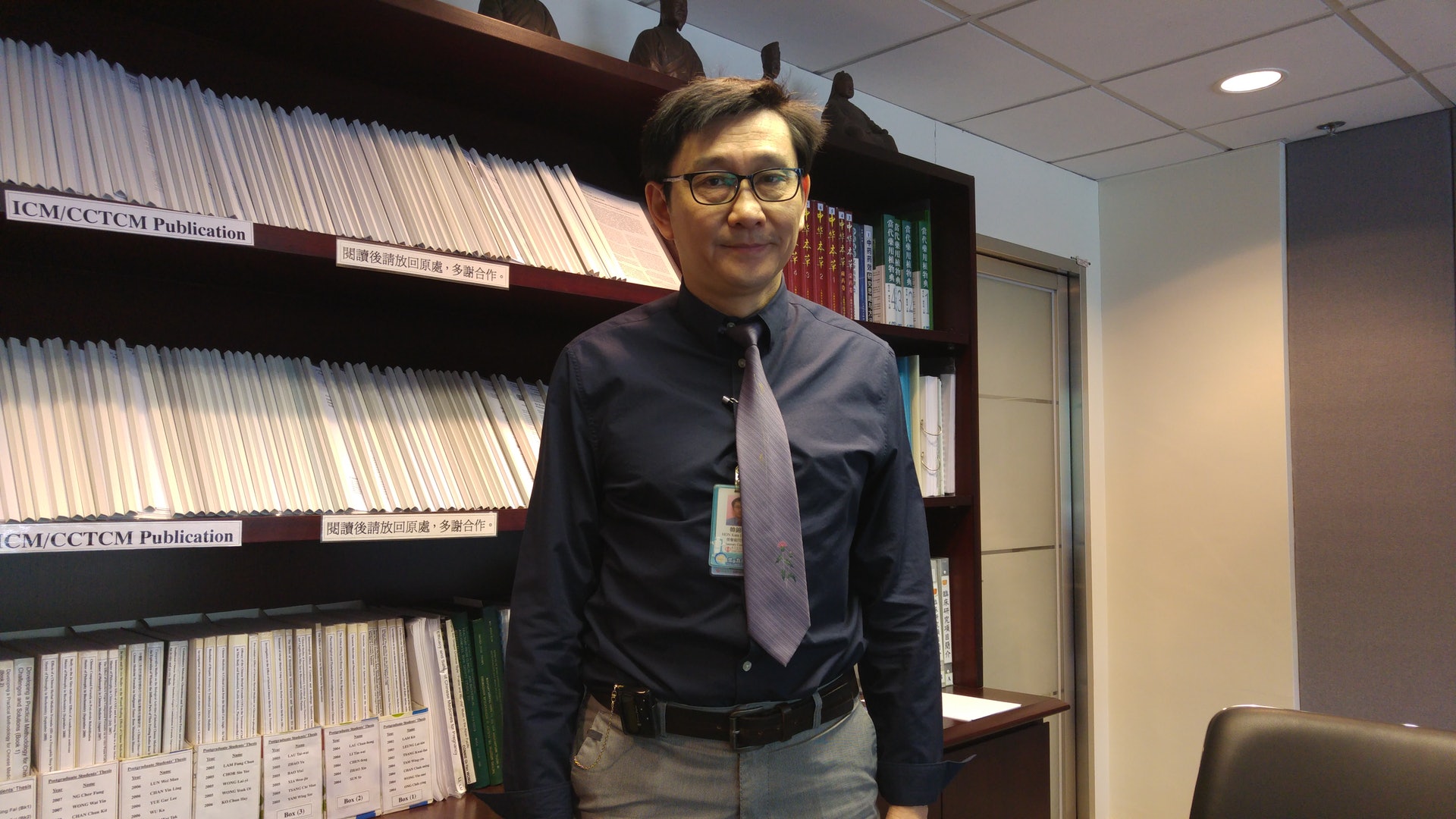 香港中文大學兒科學系教授韓錦倫表示,不一定要標奇立異地購買一些偏門、外國的產品。(資料圖片/張美蘭攝) 香港中文大學兒科學系教授韓錦倫表示,不一定要標奇立異地購買一些偏門、外國的產品。(資料圖片/張美蘭攝)
