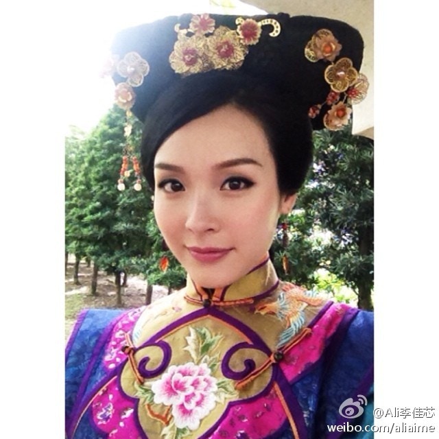 網民開帖應該讓李佳芯多拍古裝劇。（微博圖片）
