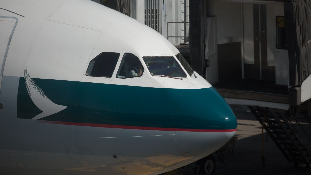 分析估計國泰航空去年淨虧損27億元燃油對沖連續4年損手