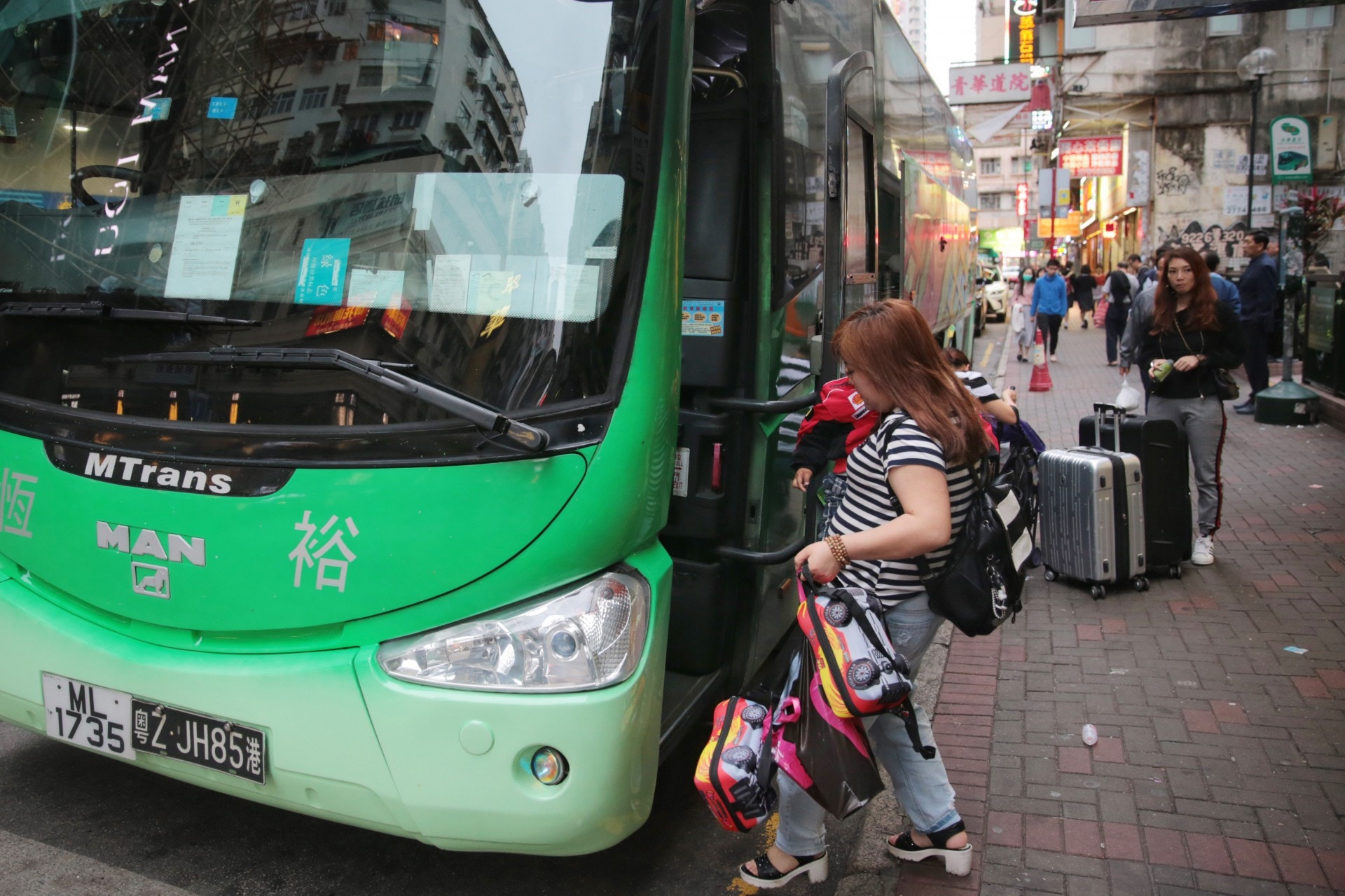 【港珠澳大橋】永東擬辦跨境巴觀塘鑽石山往返澳門　料與船費相若