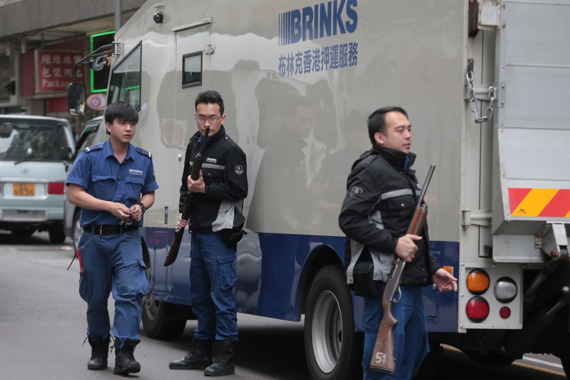 $223萬珠寶被盜】肇事押運公司高度戒備一車六人護貨三持槍