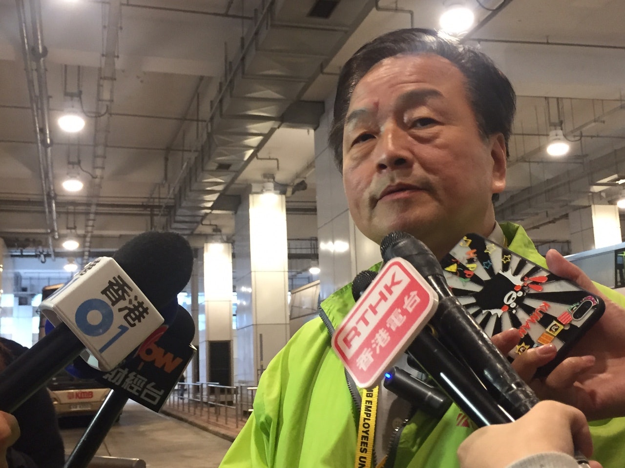 郭志誠表示,公司已跟兩位車長達成協議,是「無條件復工。」(湯庸皓攝) 郭志誠表示,公司已跟兩位車長達成協議,是「無條件復工。」(湯庸皓攝)
