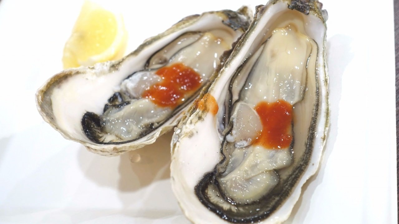 【餐桌禮儀】生蠔吃完的殼放哪裏?碟?桌面?原來都是錯! 【餐桌禮儀】生蠔吃完的殼放哪裏?碟?桌面?原來都是錯!