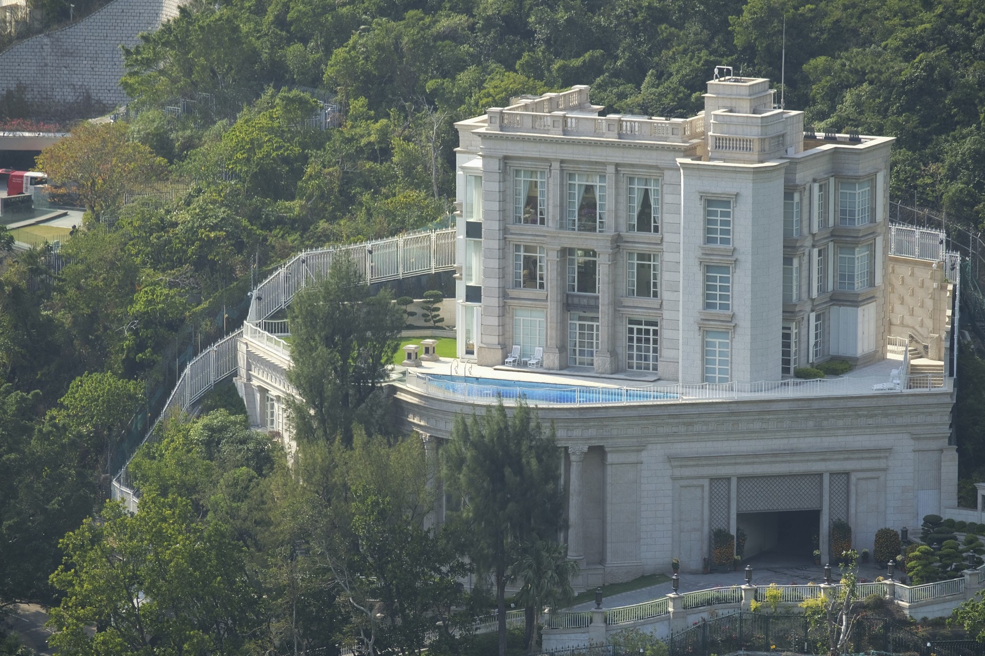 差餉租值重估】李嘉誠大宅繼續成富豪之最李兆基住所逆市升3%