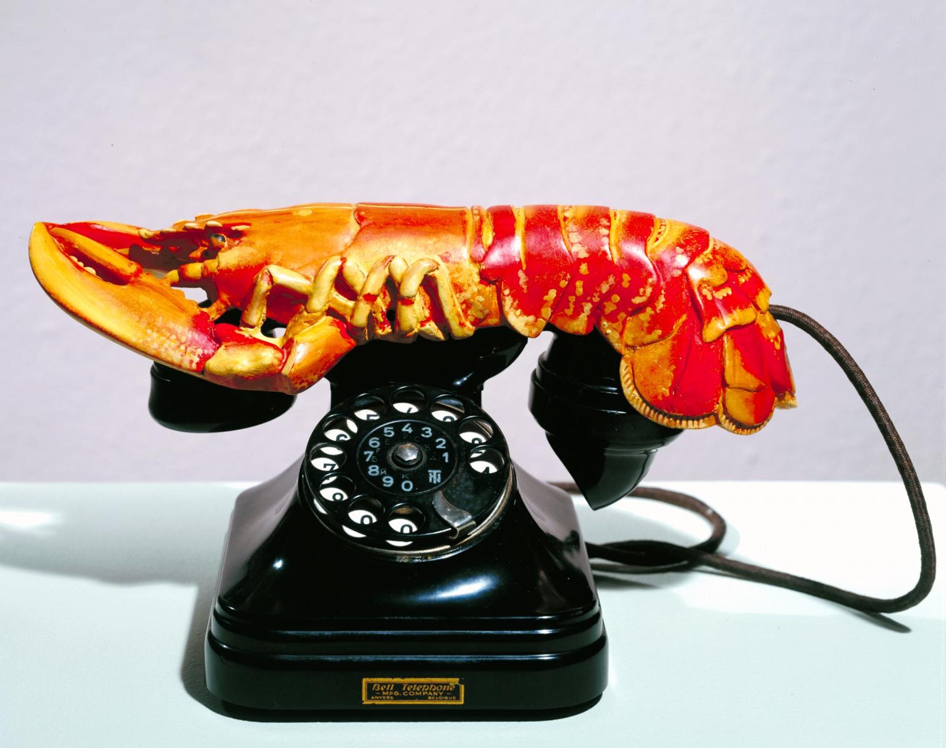 Lobster Telephone, Salvador Dali (1936) Lobster Telephone, Salvador Dali (1936)