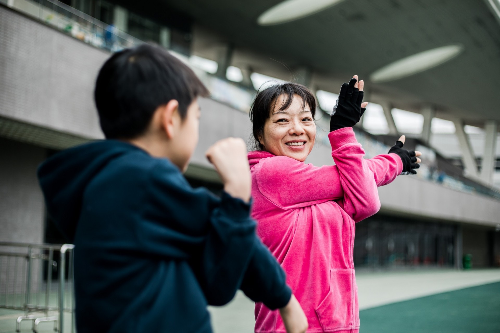 單親媽媽身兼父職　從自怨自艾至積極生活：小孩是我撐下去的動力