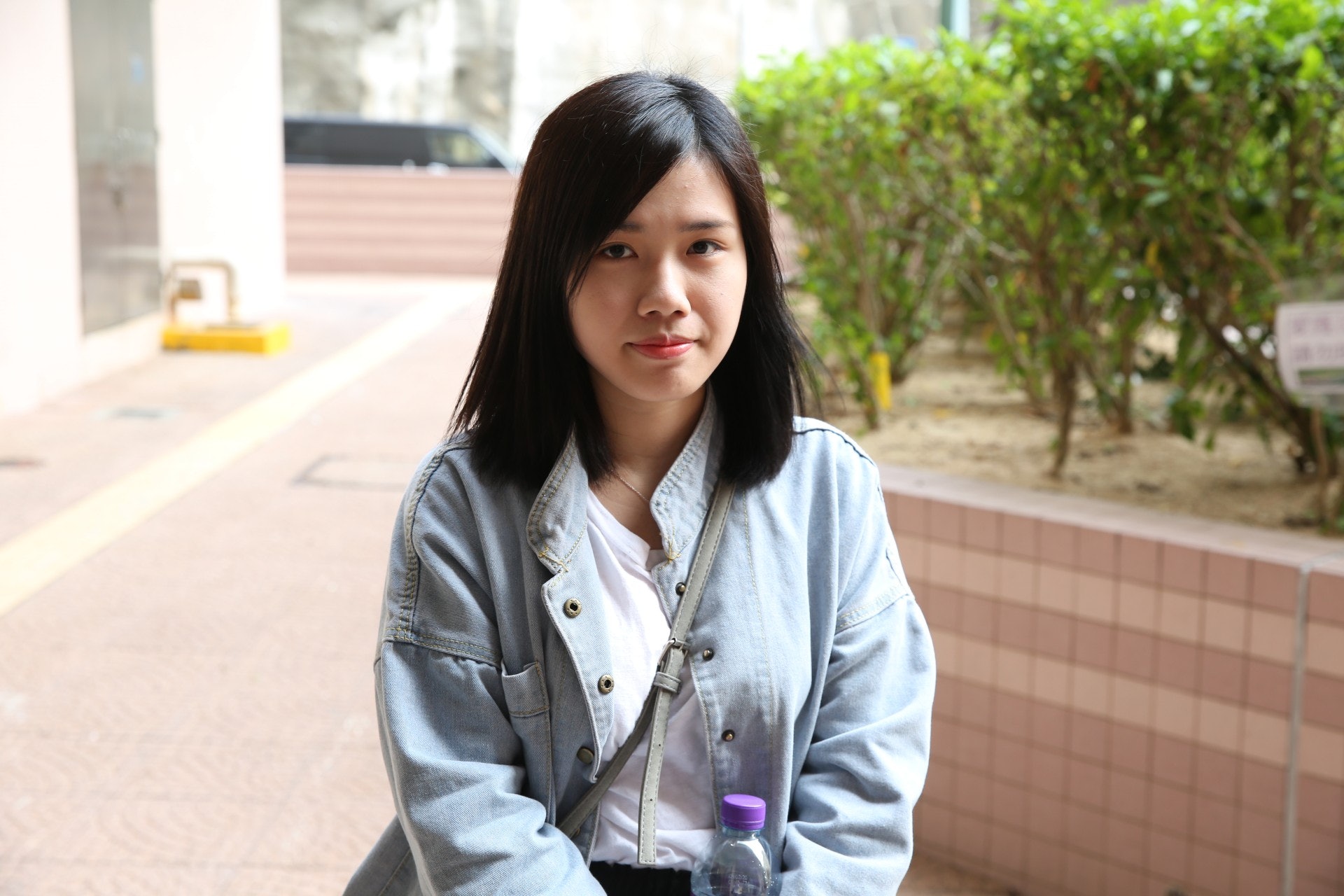 姓王少女希望盡早尋回主人。(蔡正邦攝)