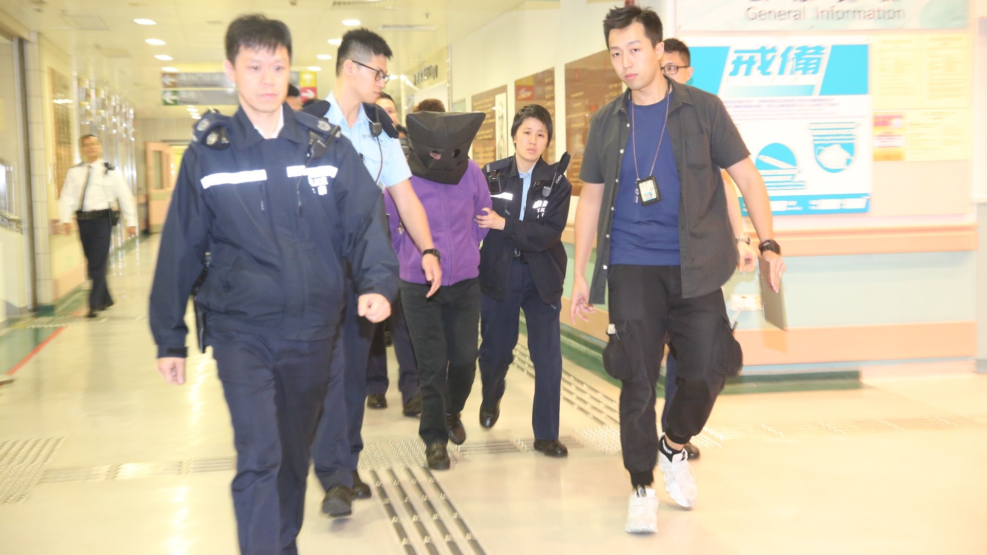 【勒斃六歲孫】爺爺嫲嫲曾想接走軒軒 疑犯拒絕呻無助淒涼 【勒斃六歲孫】爺爺嫲嫲曾想接走軒軒 疑犯拒絕呻無助淒涼