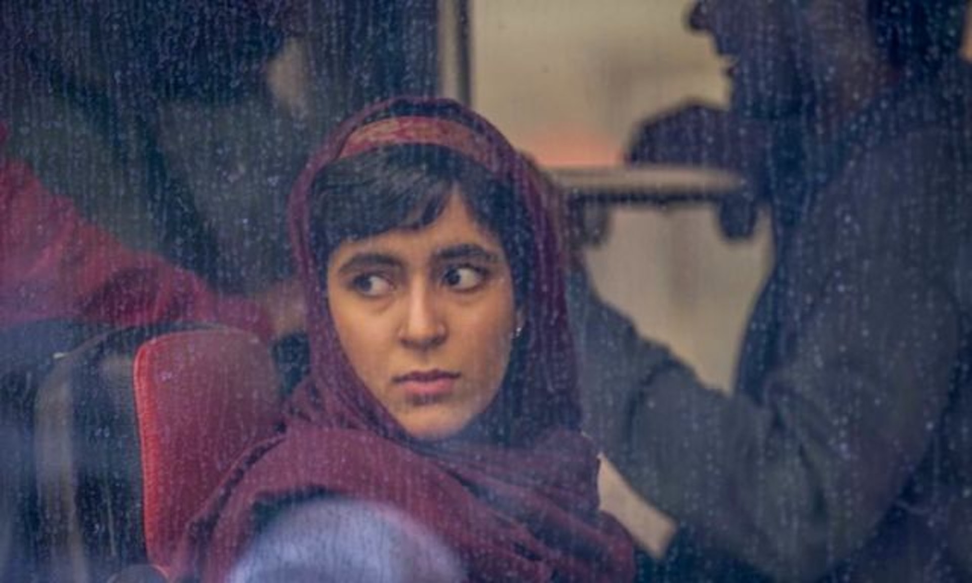 女生睇戲 你有沒有羞恥心 叛逆黑紗 中的少女是她也是你和我 女生睇戲 你有沒有羞恥心 叛逆黑紗 中的少女是她也是你和我