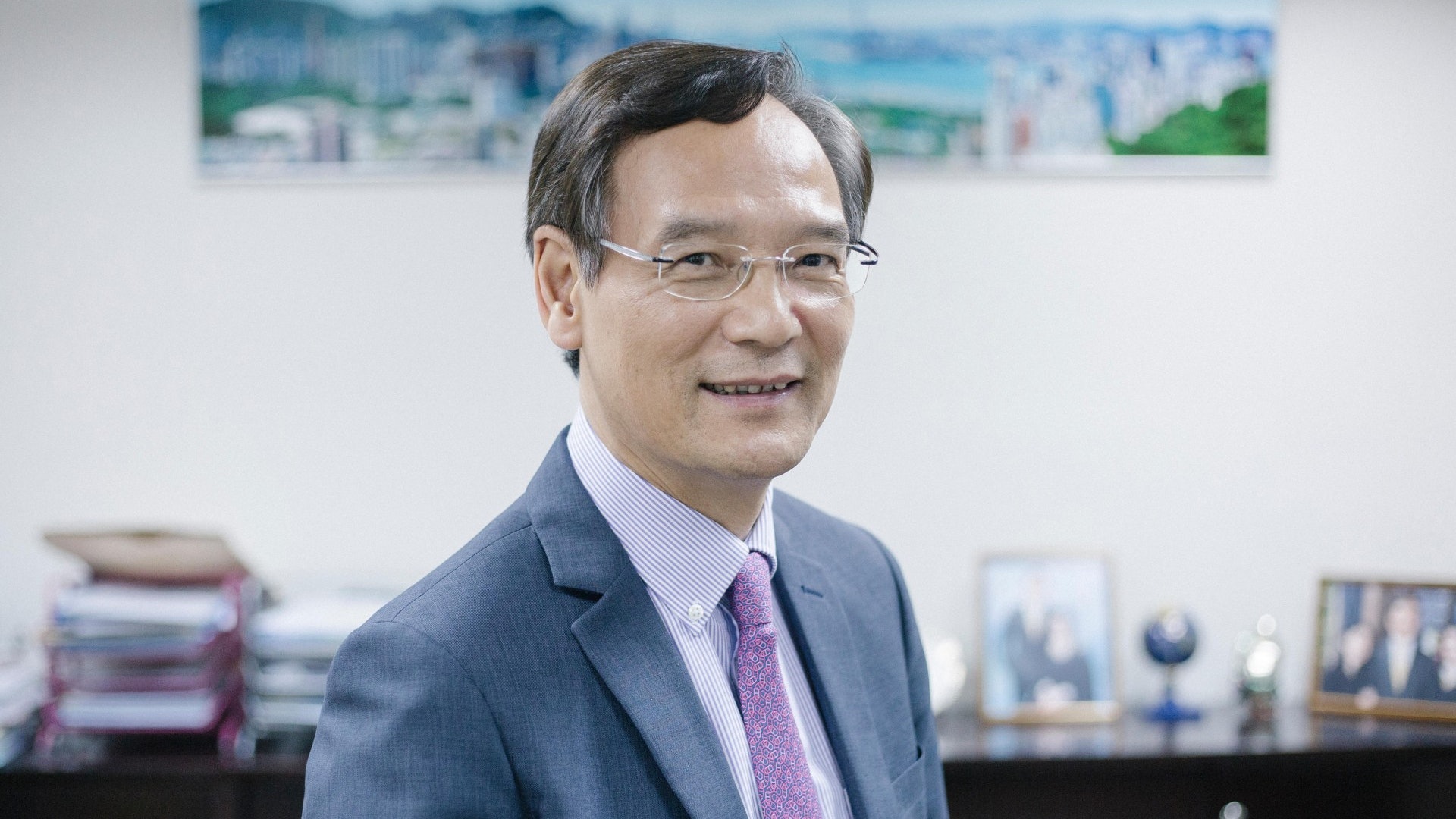 【專訪】謝偉銓倡行政手段規管增加住宅供應:唔怕得罪地產商 【專訪】謝偉銓倡行政手段規管增加住宅供應:唔怕得罪地產商