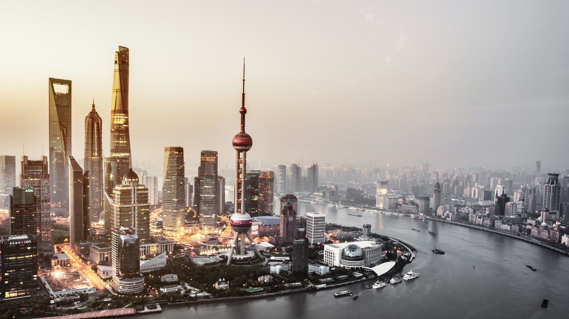 上海官方近日公布將於5月1日實施新的戶口管理規定，當中部份規定引起海外華人熱議。（視覺中國）