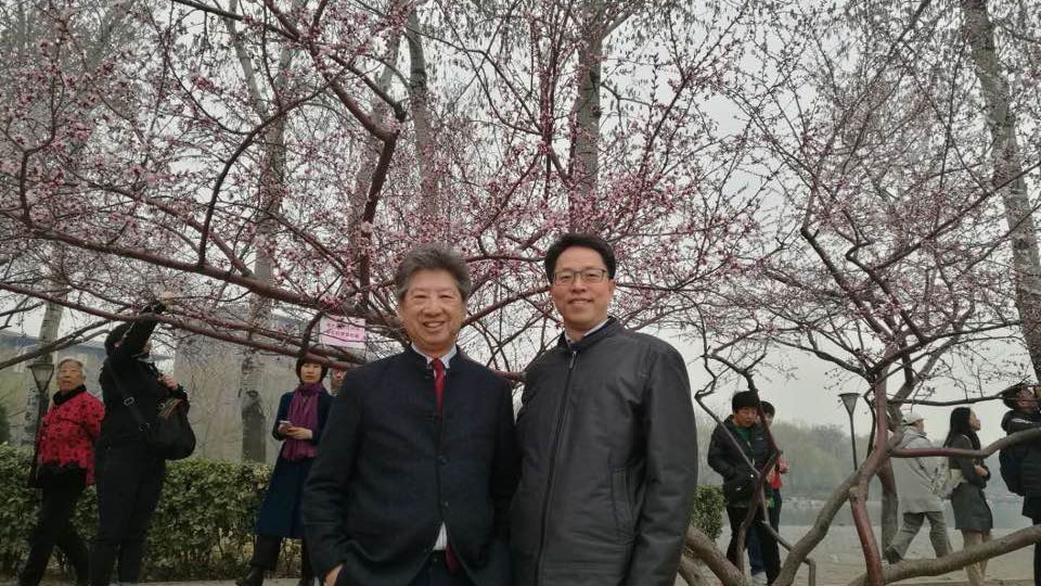 單獨晤張曉明同遊櫻花樹下 湯家驊:很浪漫、有戲劇性 單獨晤張曉明同遊櫻花樹下 湯家驊:很浪漫、有戲劇性