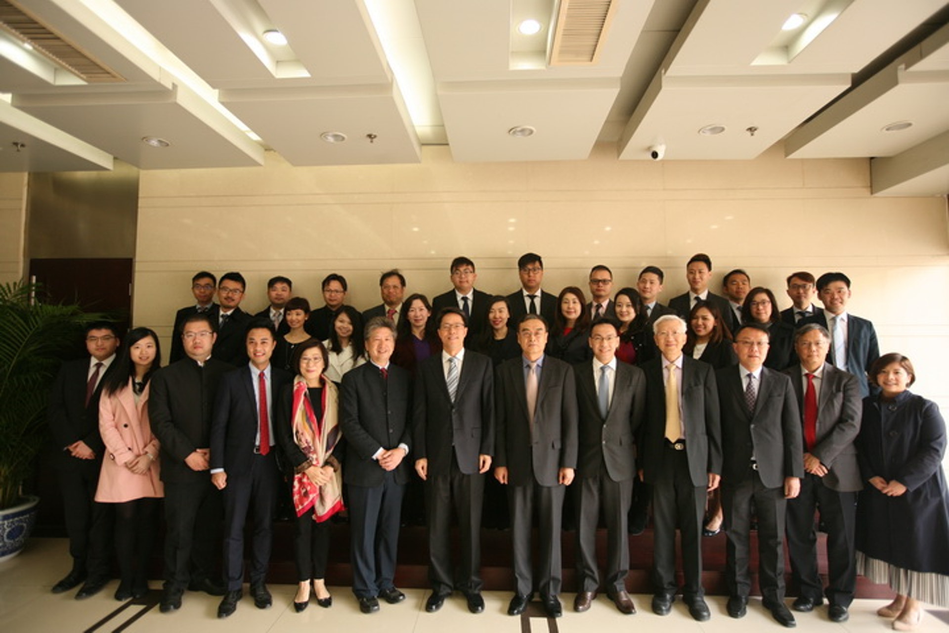 民主思路訪京,與張曉明及馮巍會面。(港澳辦圖片) 民主思路訪京,與張曉明及馮巍會面。(港澳辦圖片)