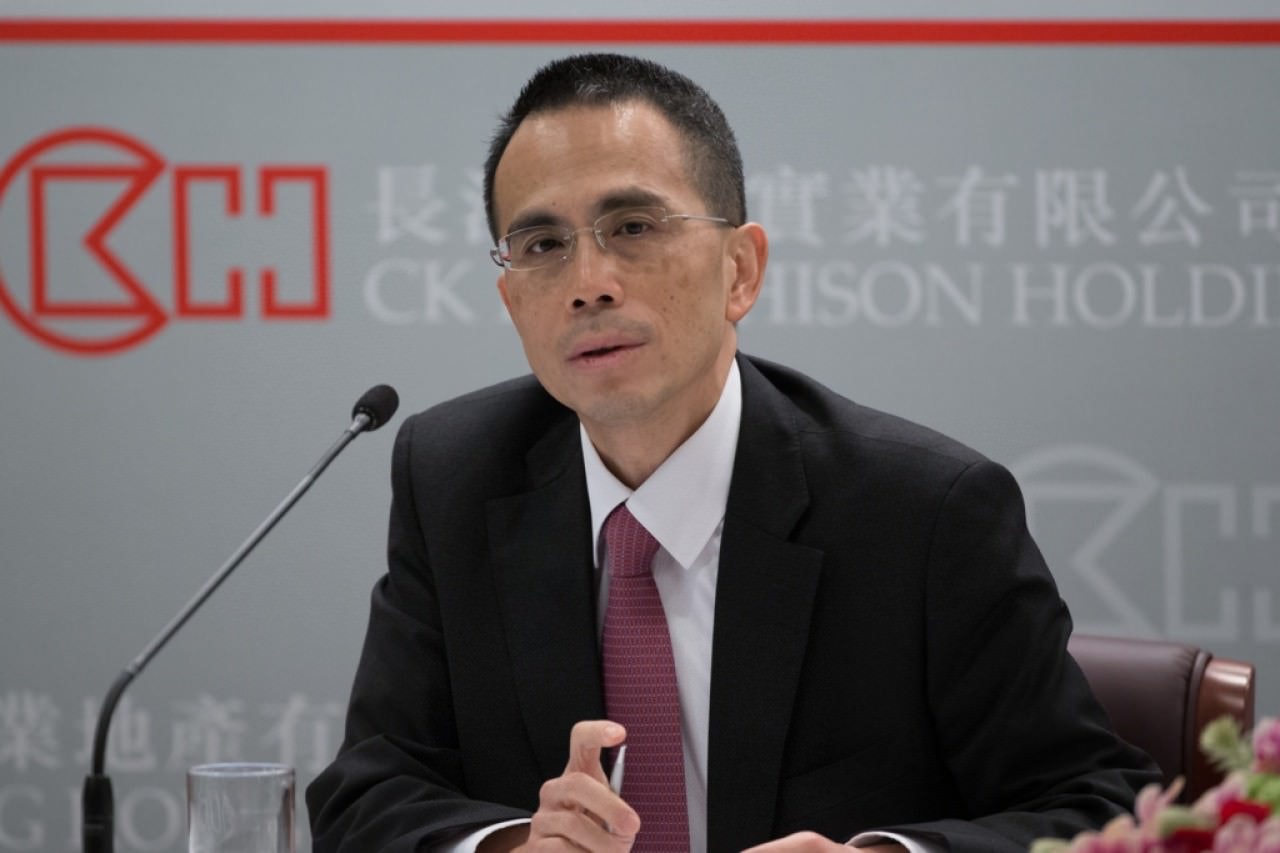 李嘉誠指,李澤鉅由基層做到副主席,對他沒有擔心。(資料圖片) 李嘉誠指,李澤鉅由基層做到副主席,對他沒有擔心。(資料圖片)