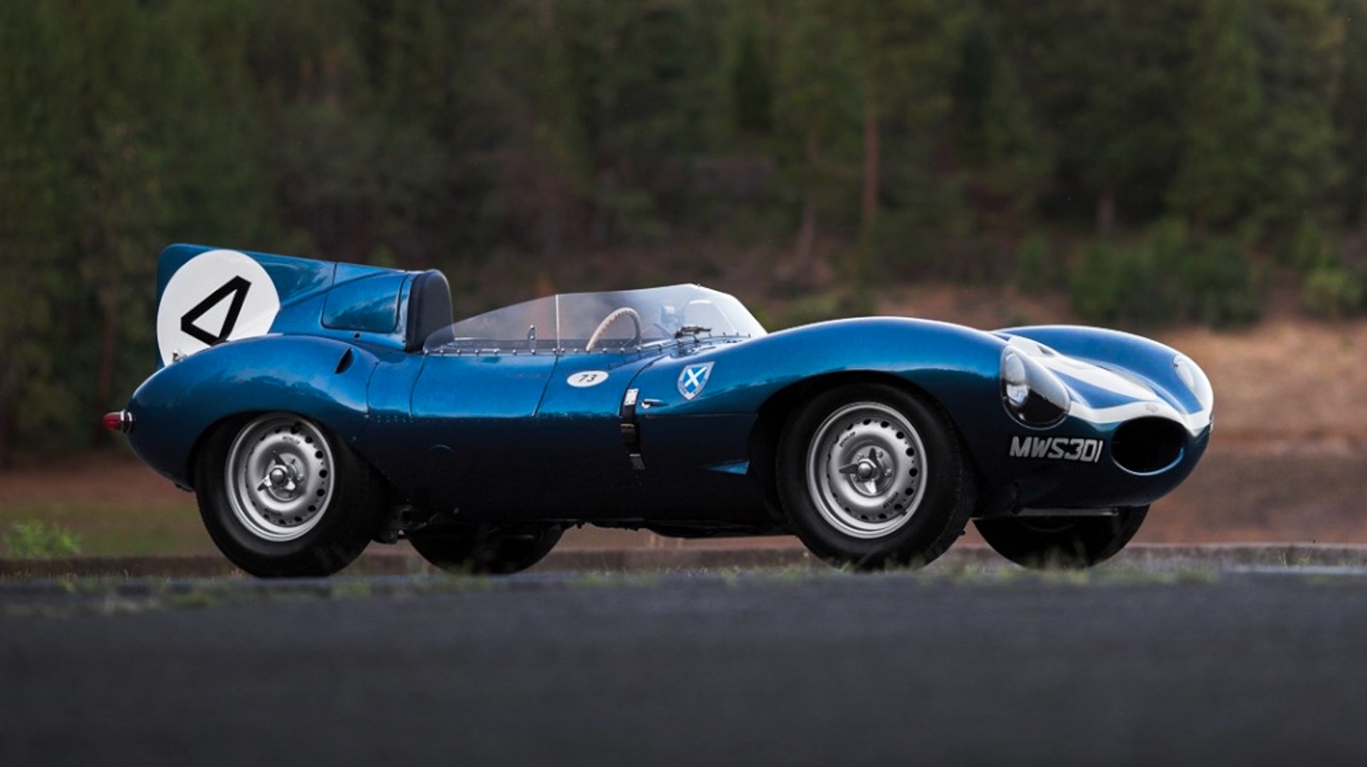 Ecurie Ecosse駕駛的利曼冠軍車,2016年拍賣成交價高達2,178萬美元。(RM Sotheby's) Ecurie Ecosse駕駛的利曼冠軍車,2016年拍賣成交價高達2,178萬美元。(RM Sotheby's)