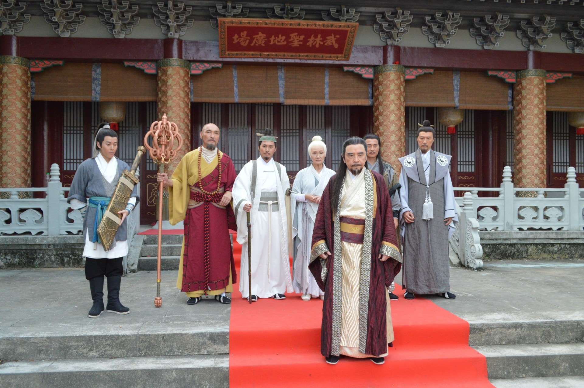 《翻生武林》大結局都救唔到收視　《愛．回家之開心速遞》終回落