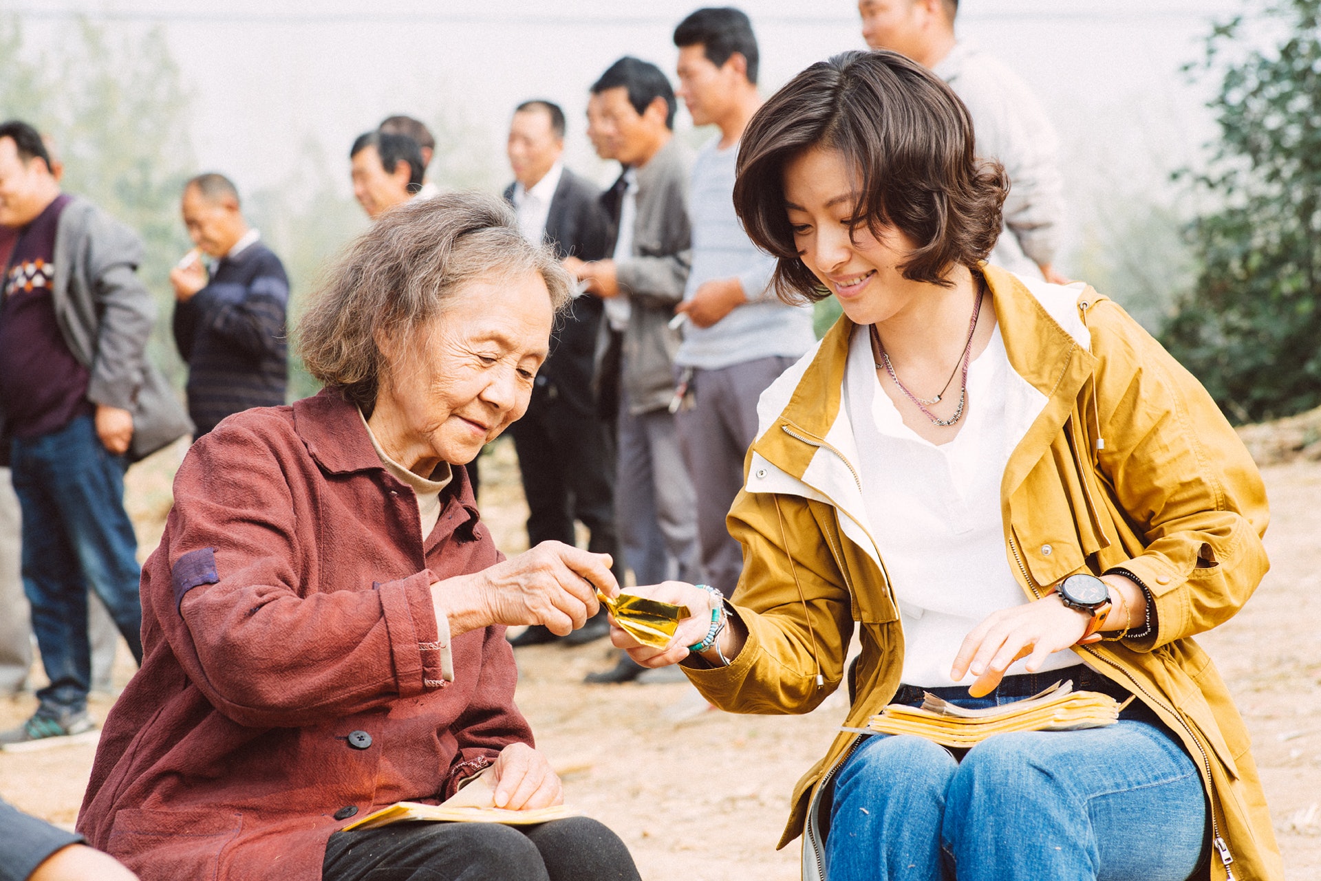 《相愛相親》講述了三代女性的故事。 《相愛相親》講述了三代女性的故事。