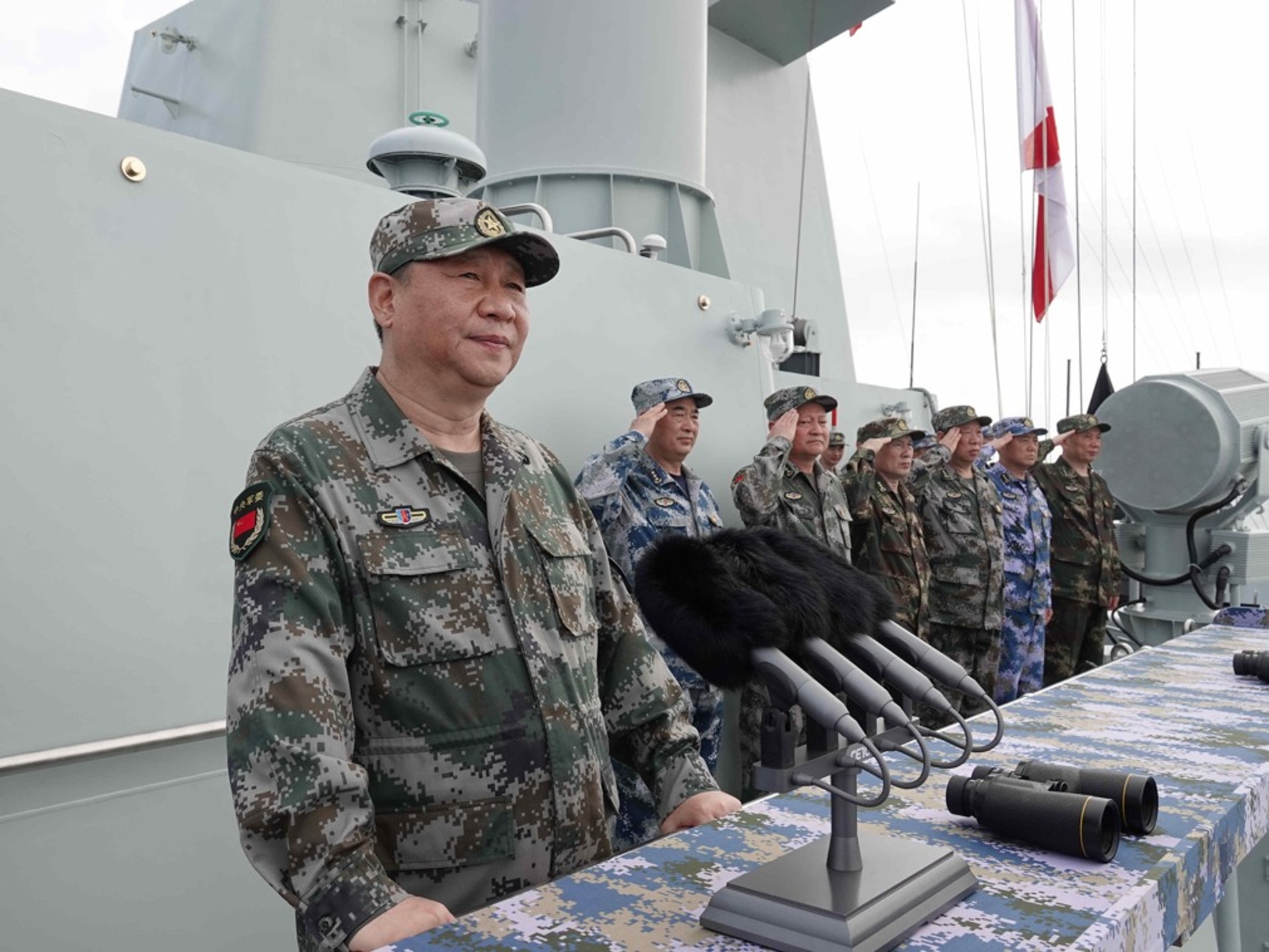 習近平早前出席在南海舉行的解放軍海上閱兵。(新華社) 習近平早前出席在南海舉行的解放軍海上閱兵。(新華社)