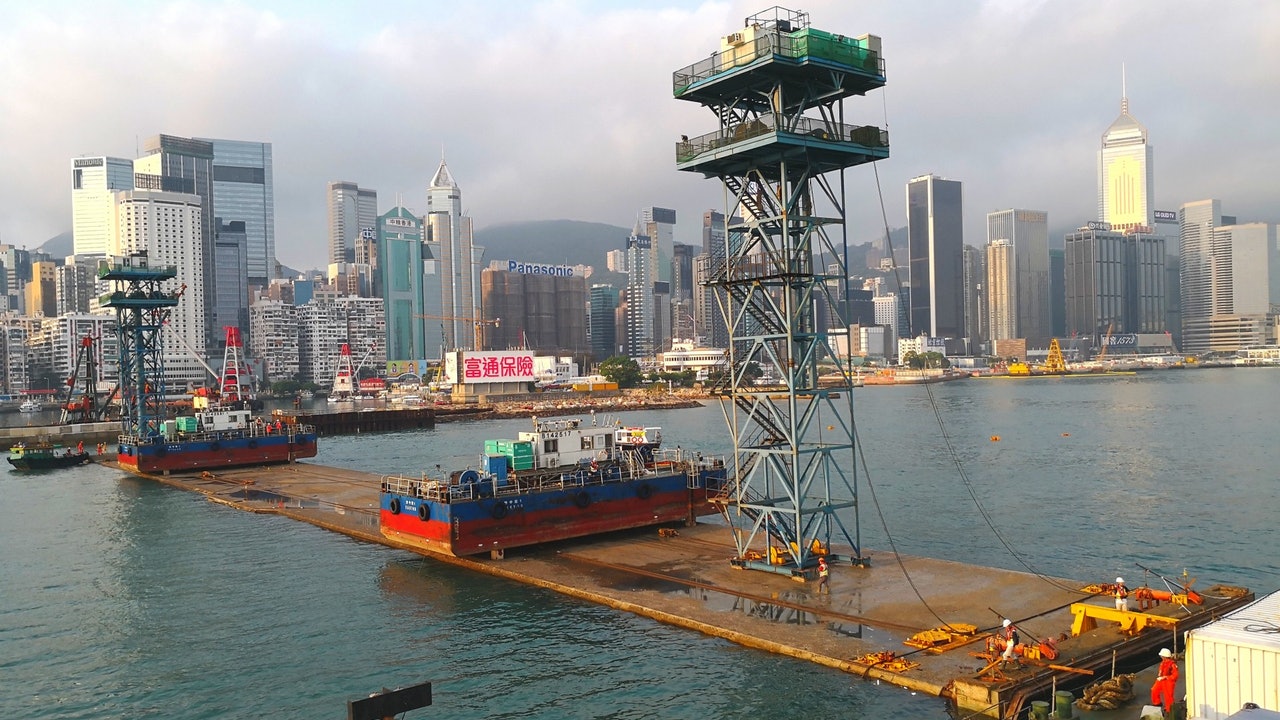 沙中線過海鐵路隧道完成沉放工序 預計明年初全面貫通 沙中線過海鐵路隧道完成沉放工序 預計明年初全面貫通