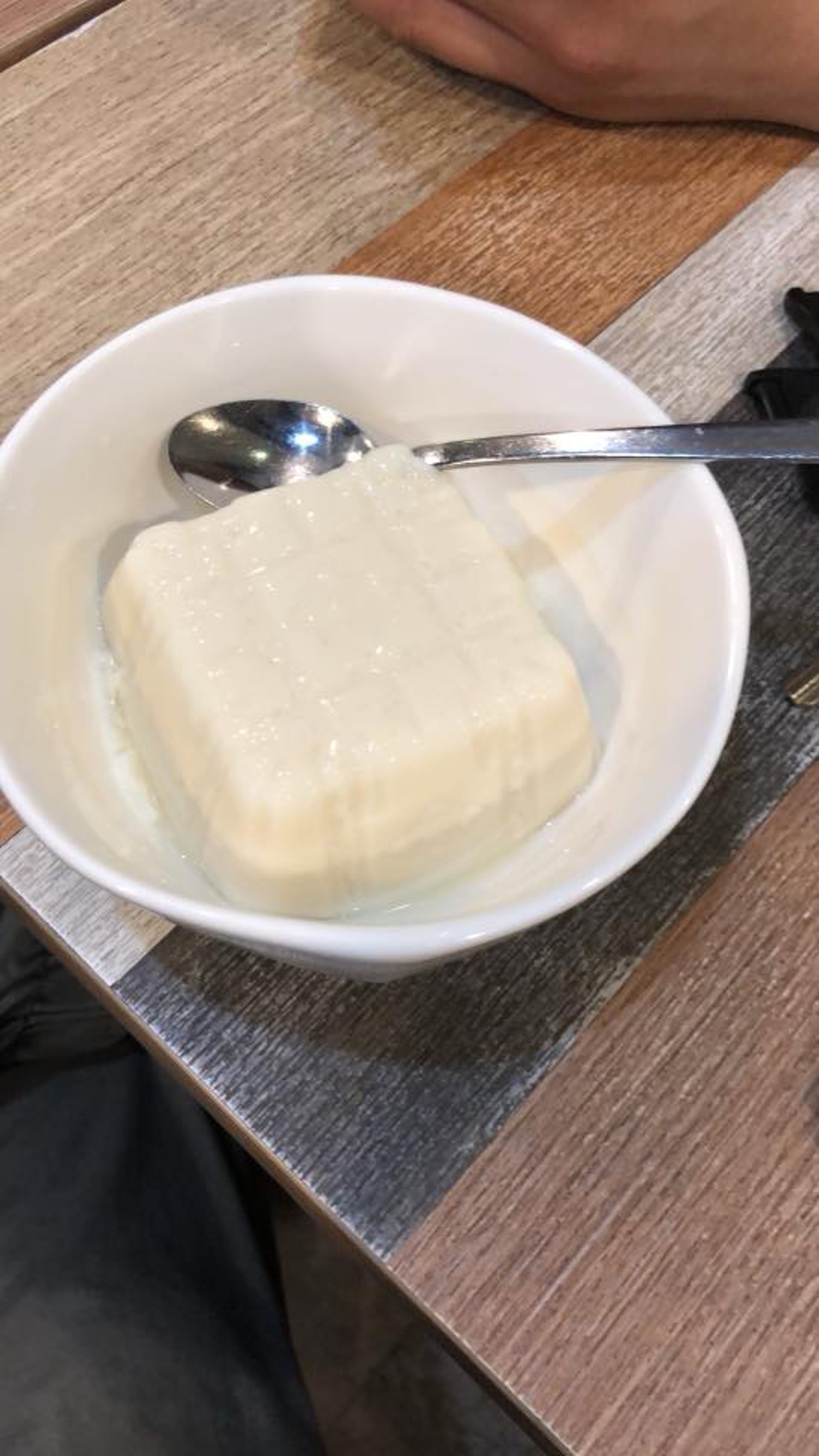 旺角甜品店一份百福豆腐花收 34 顧客 感覺良好嘅由頭笑到尾 旺角甜品店一份百福豆腐花收 34 顧客 感覺良好嘅由頭笑到尾