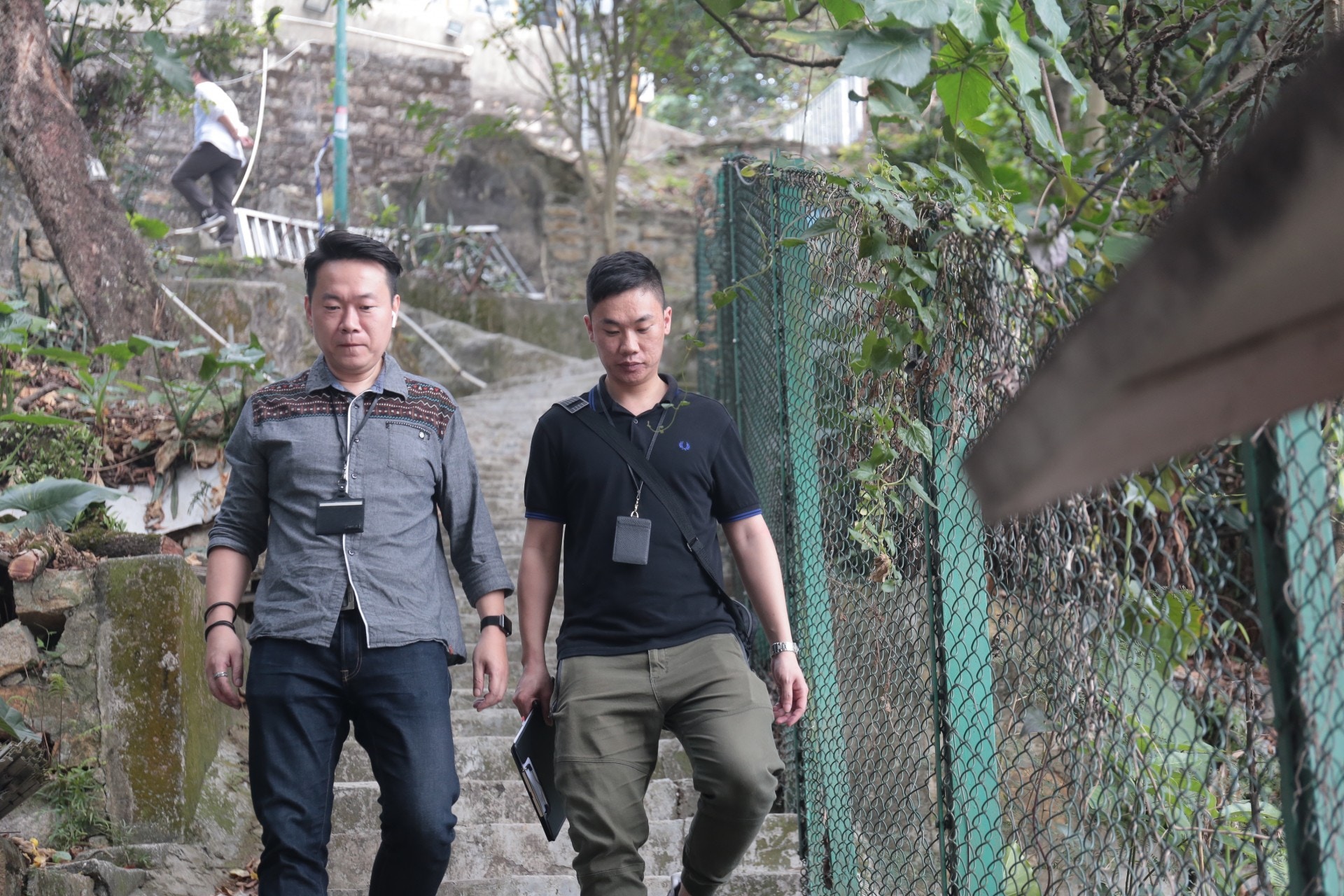 觀塘警區刑事調查隊到場調查。(梁銘康攝)