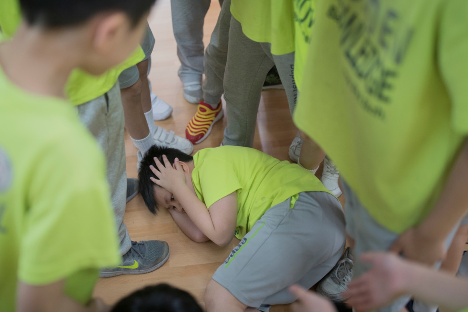 天虹小學學生的看圖作文能力較弱,校方早前聘請了一名教師專責推行戲劇教育。(余俊亮攝)