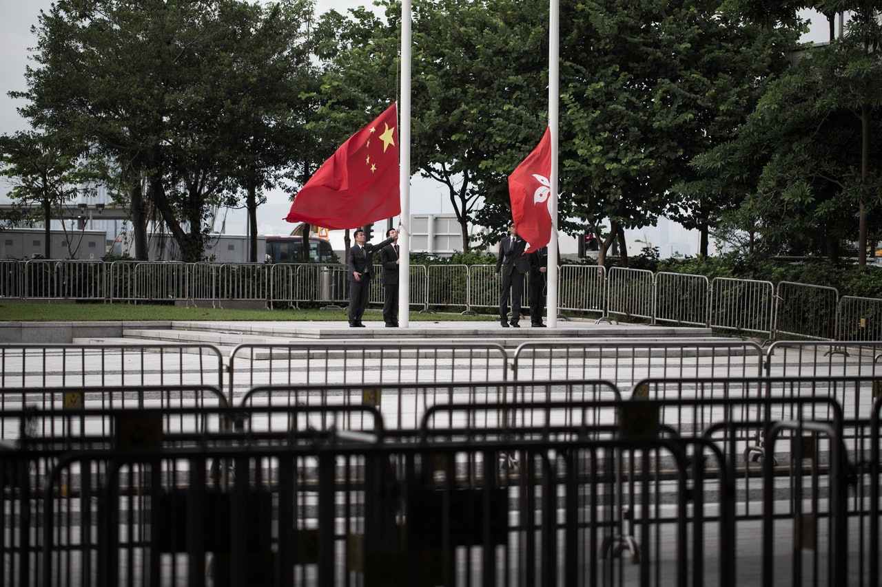為增加港青對內地的認識,民政局推出不同北上交流計劃。(資料圖片) 為增加港青對內地的認識,民政局推出不同北上交流計劃。(資料圖片)